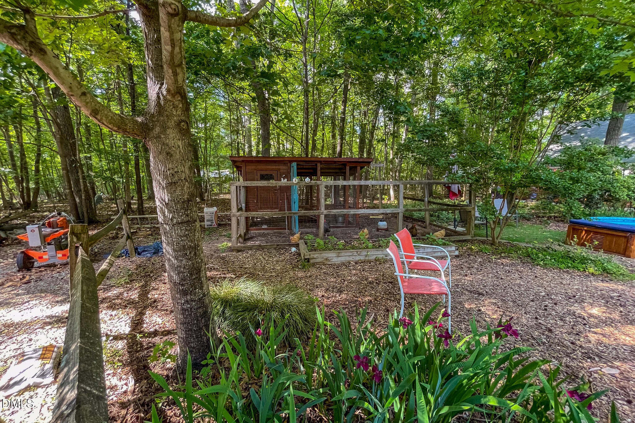 main property photo 44