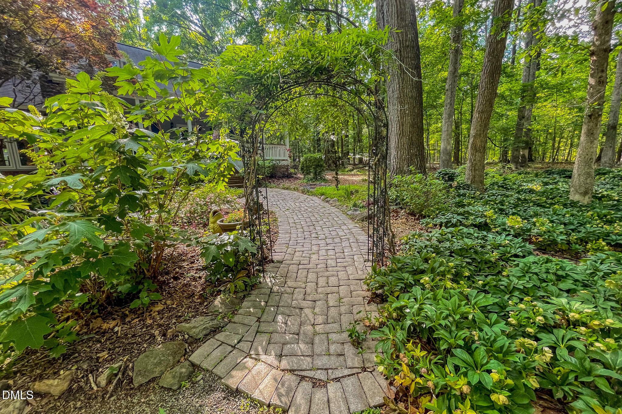 main property photo 60