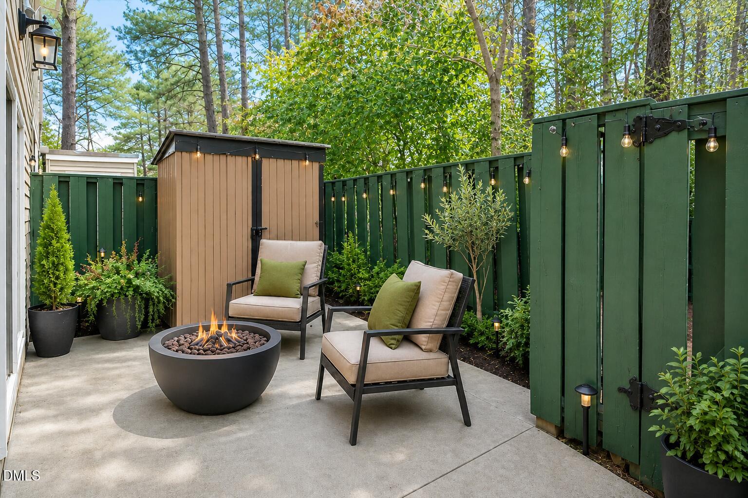 main property photo 18