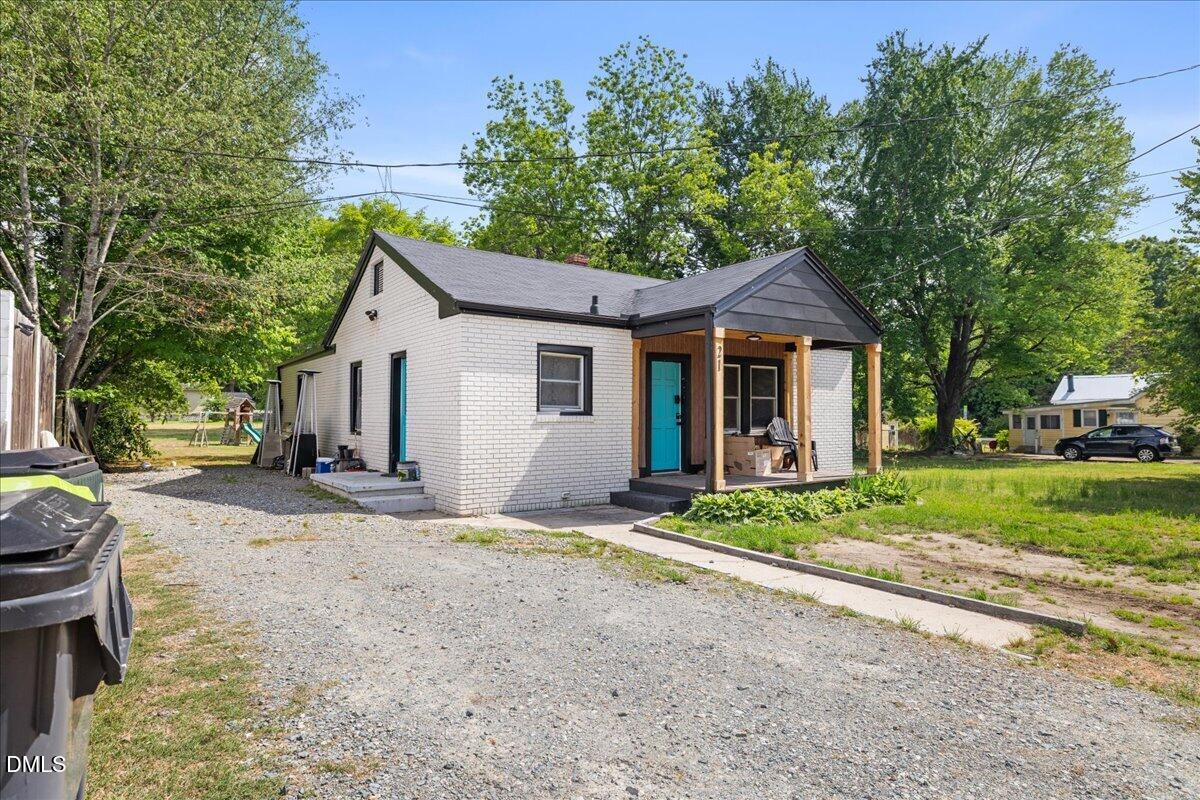 main property photo 1
