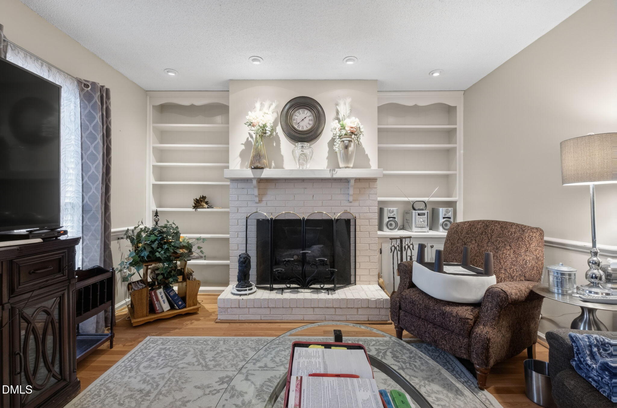 main property photo 13