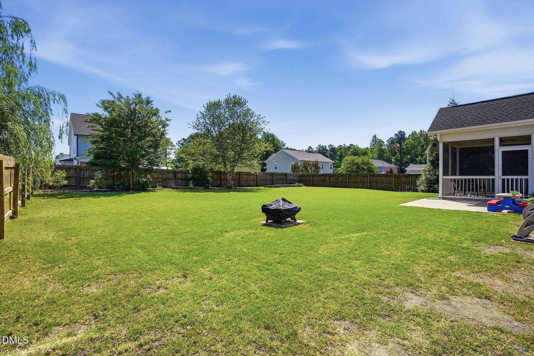 main property photo 31