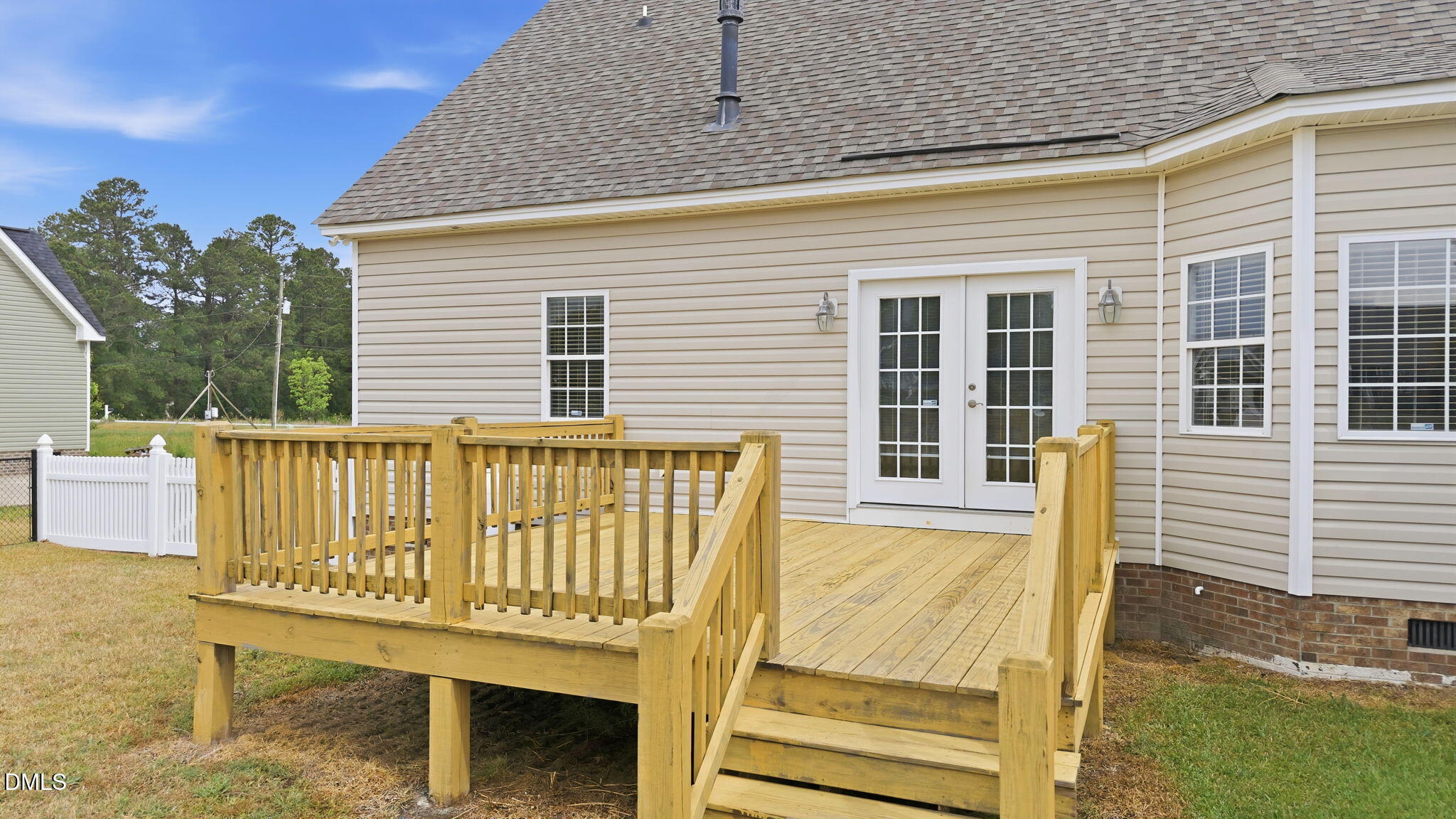 main property photo 38