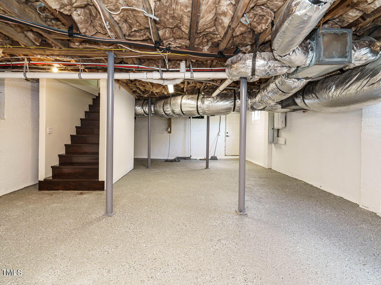 main property photo 61