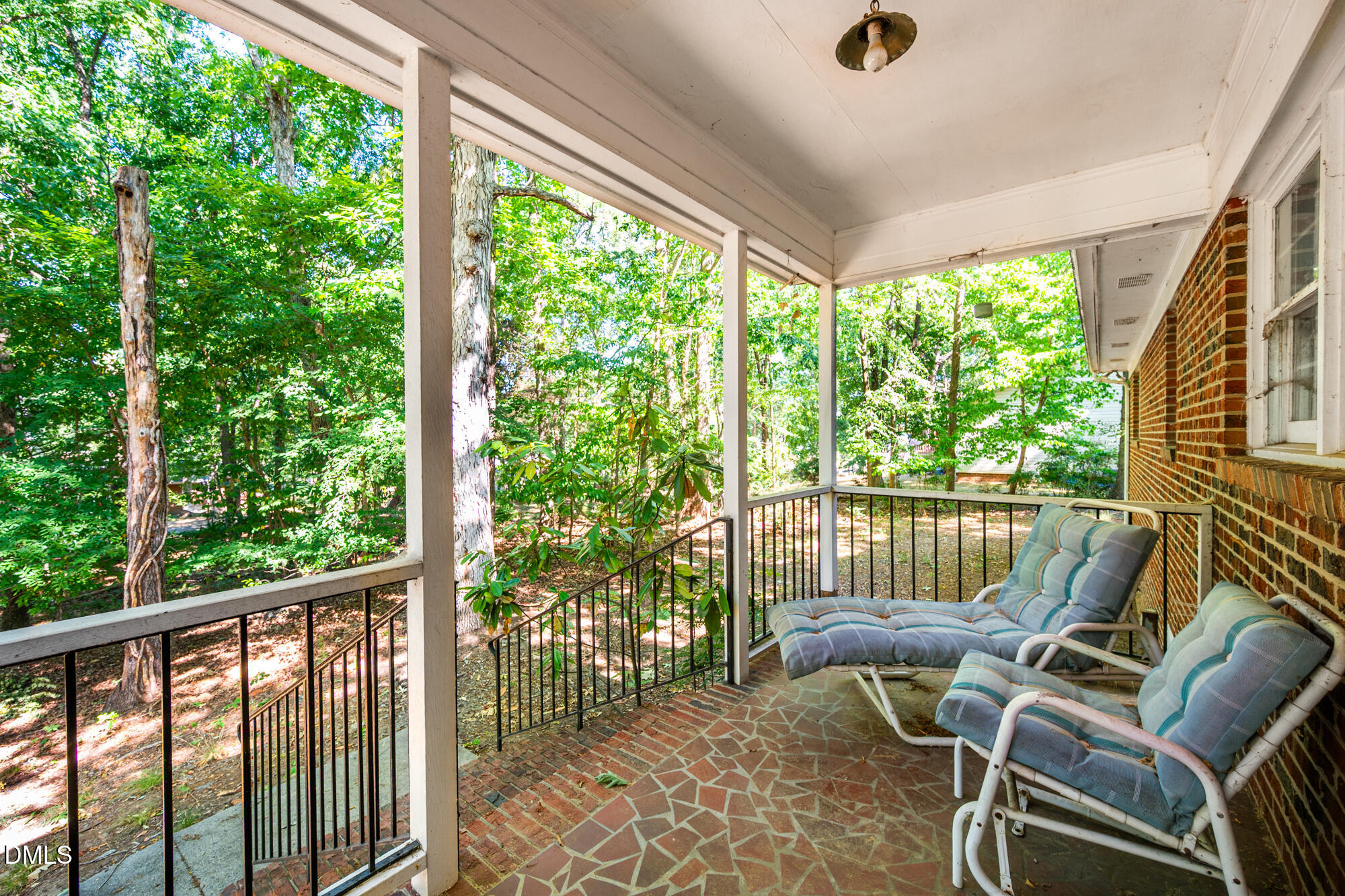 main property photo 27