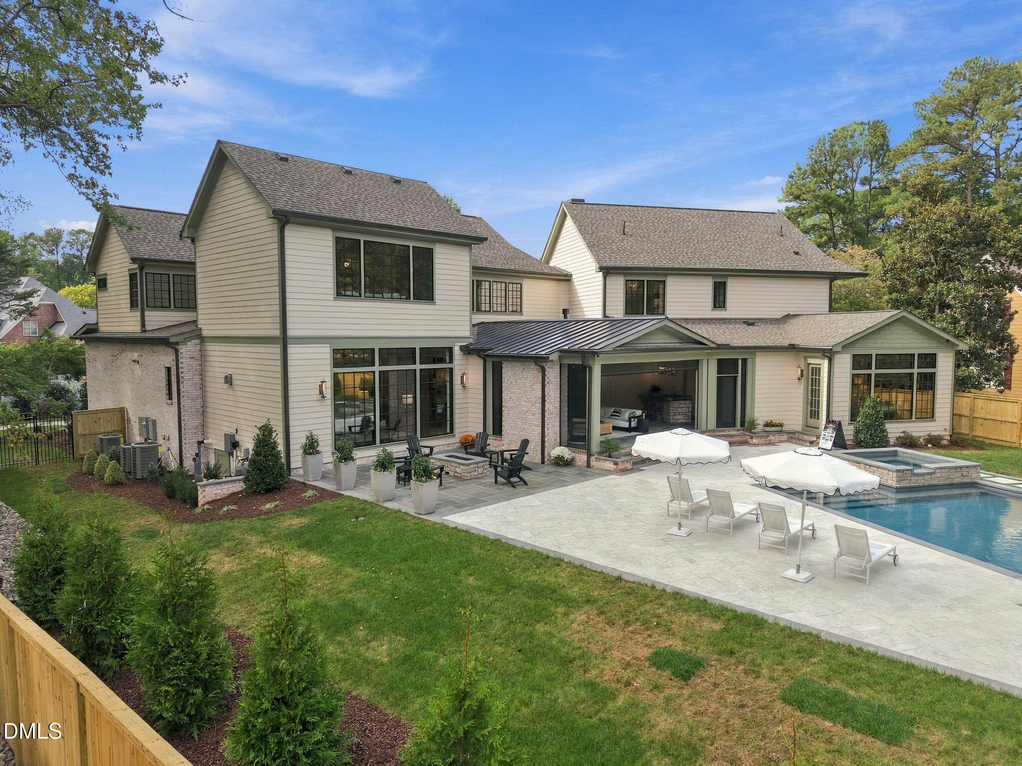 main property photo 50