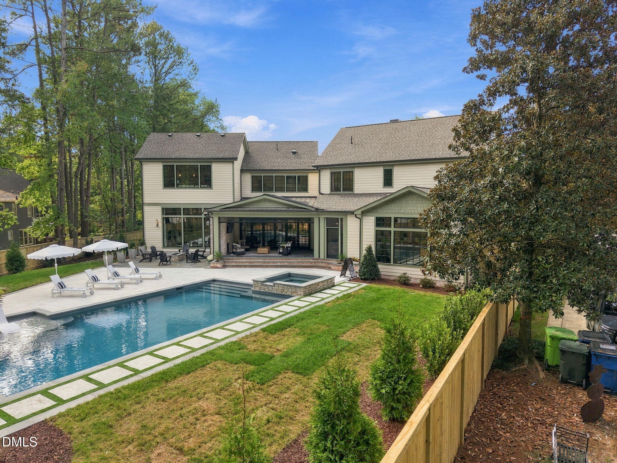 main property photo 51