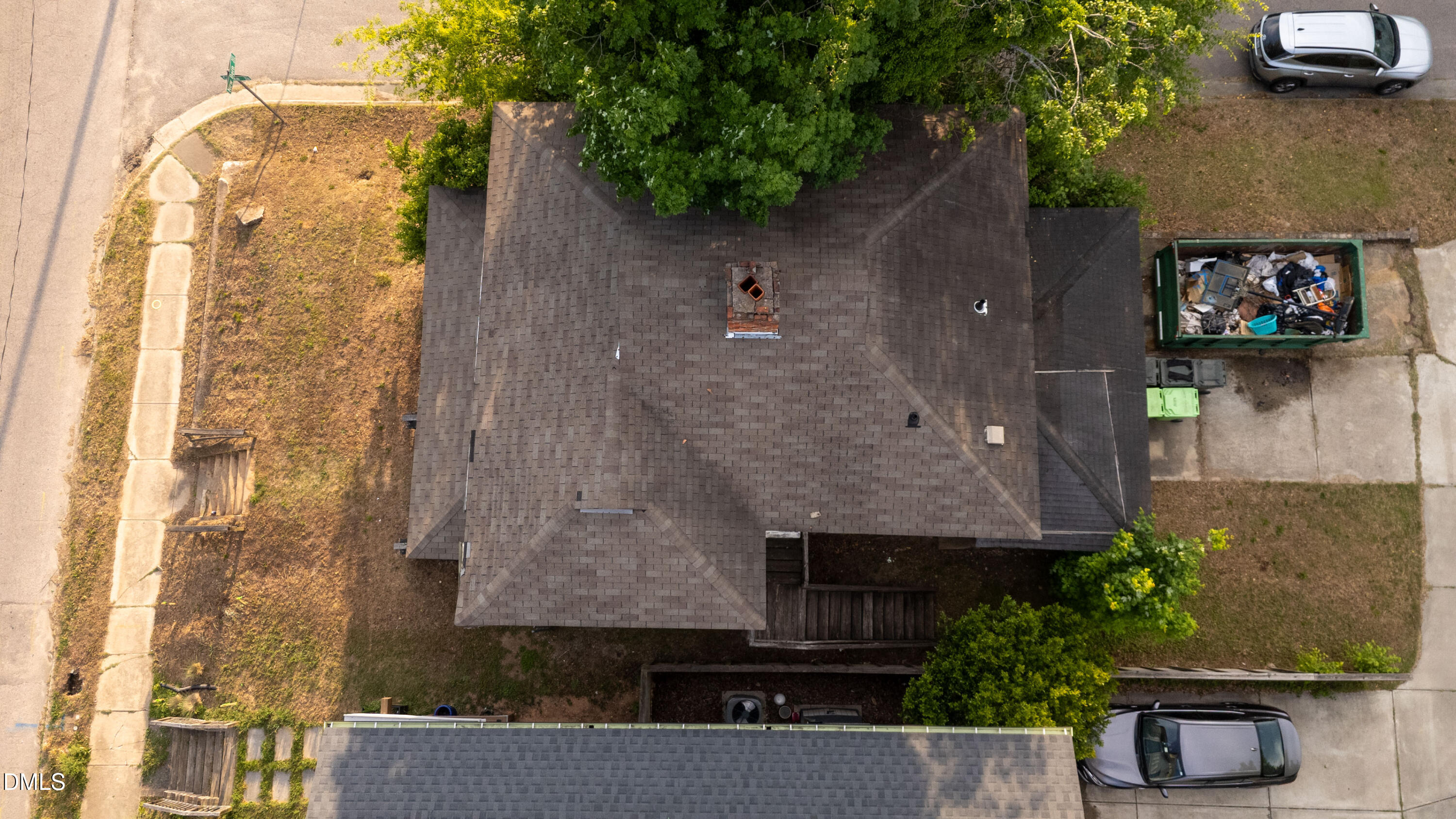 main property photo 38