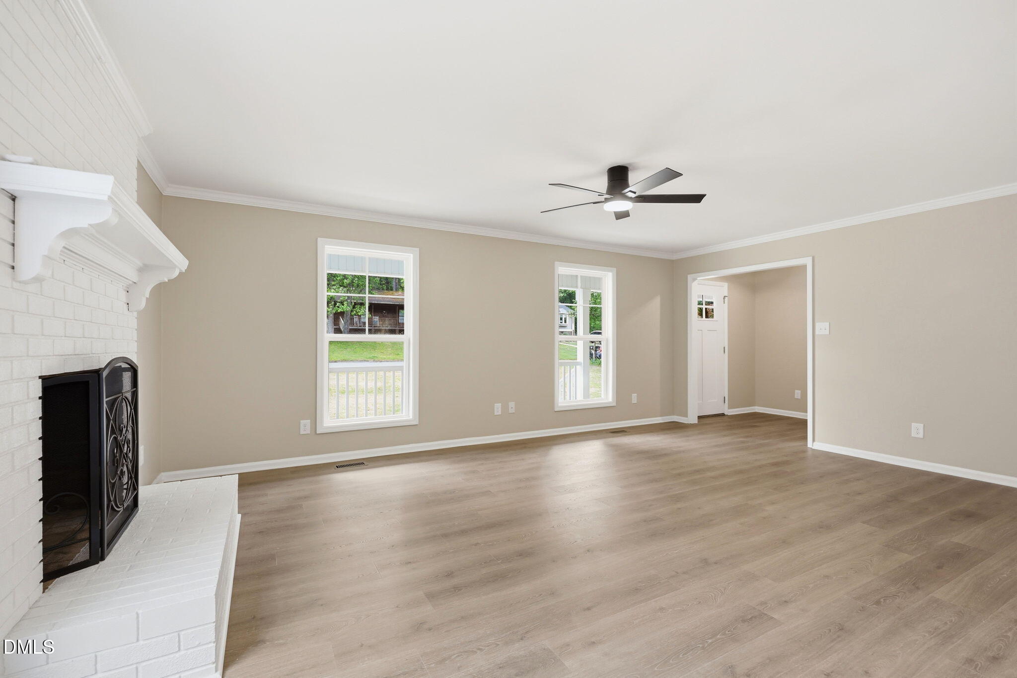 property viewer photo 19