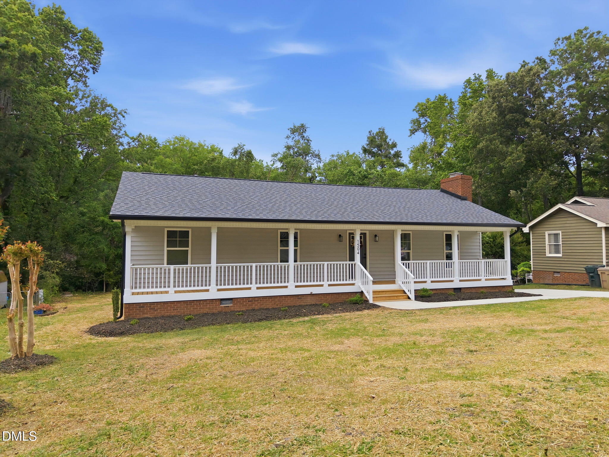 property viewer photo 2