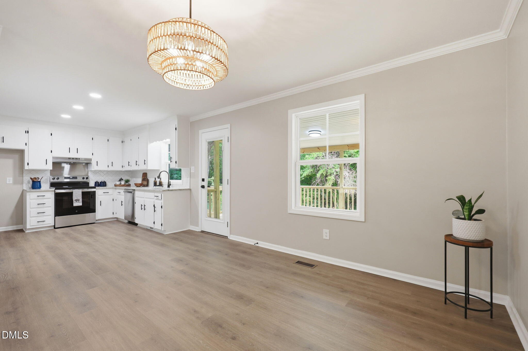 property viewer photo 20
