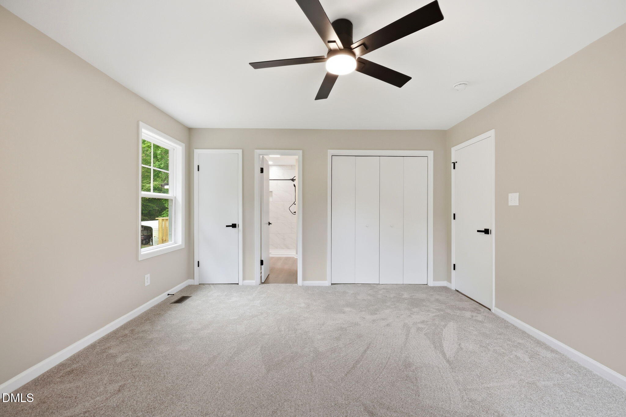 property viewer photo 22