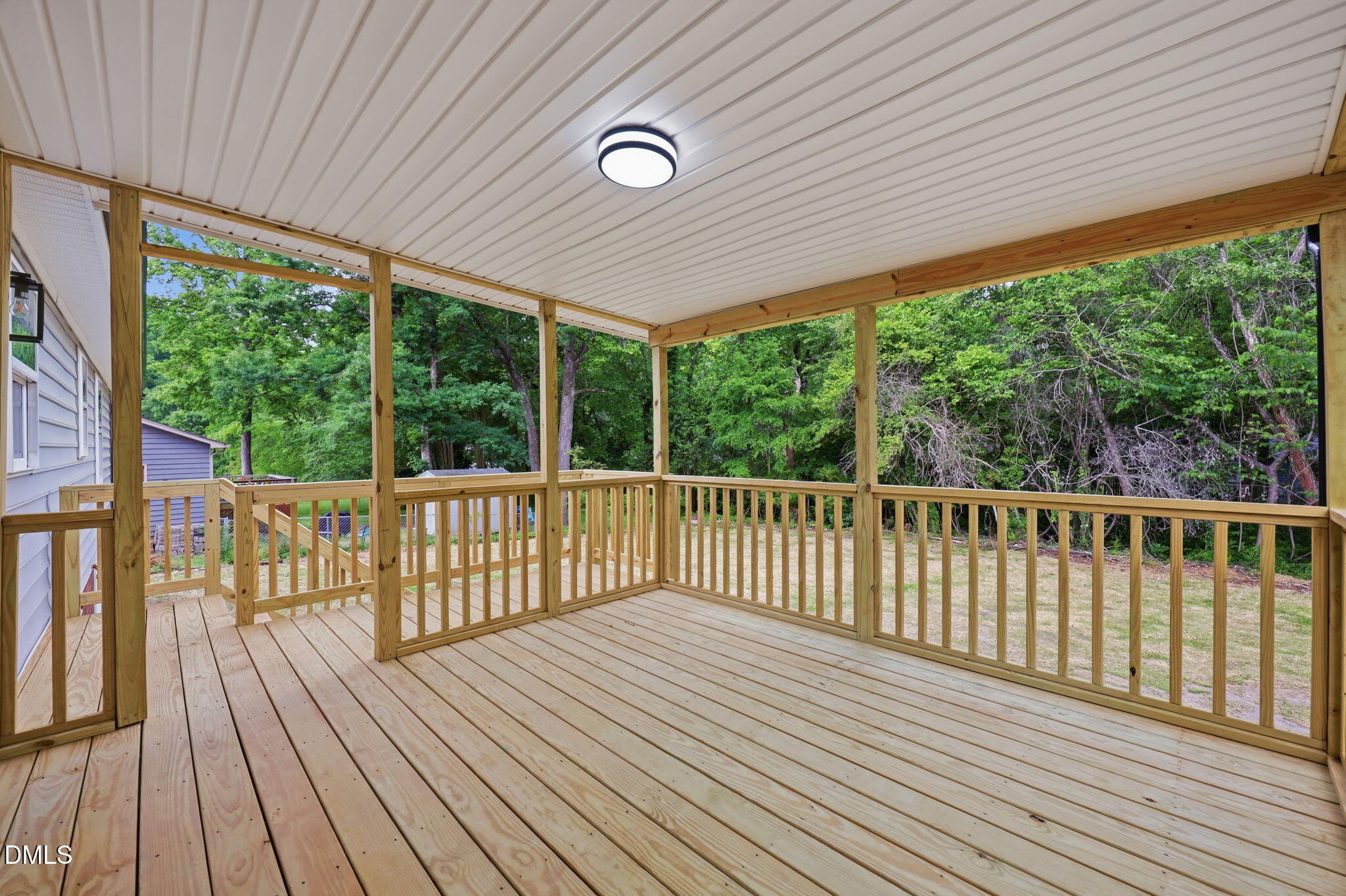 property viewer photo 35