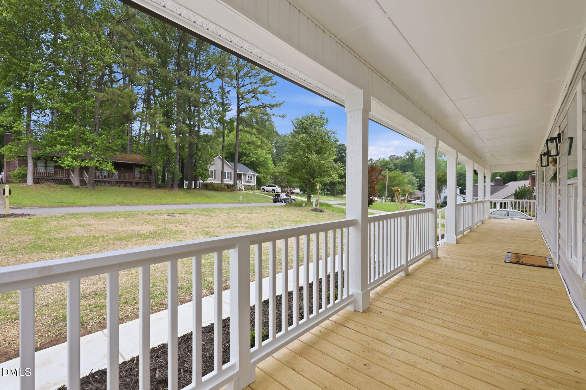 property viewer photo 36