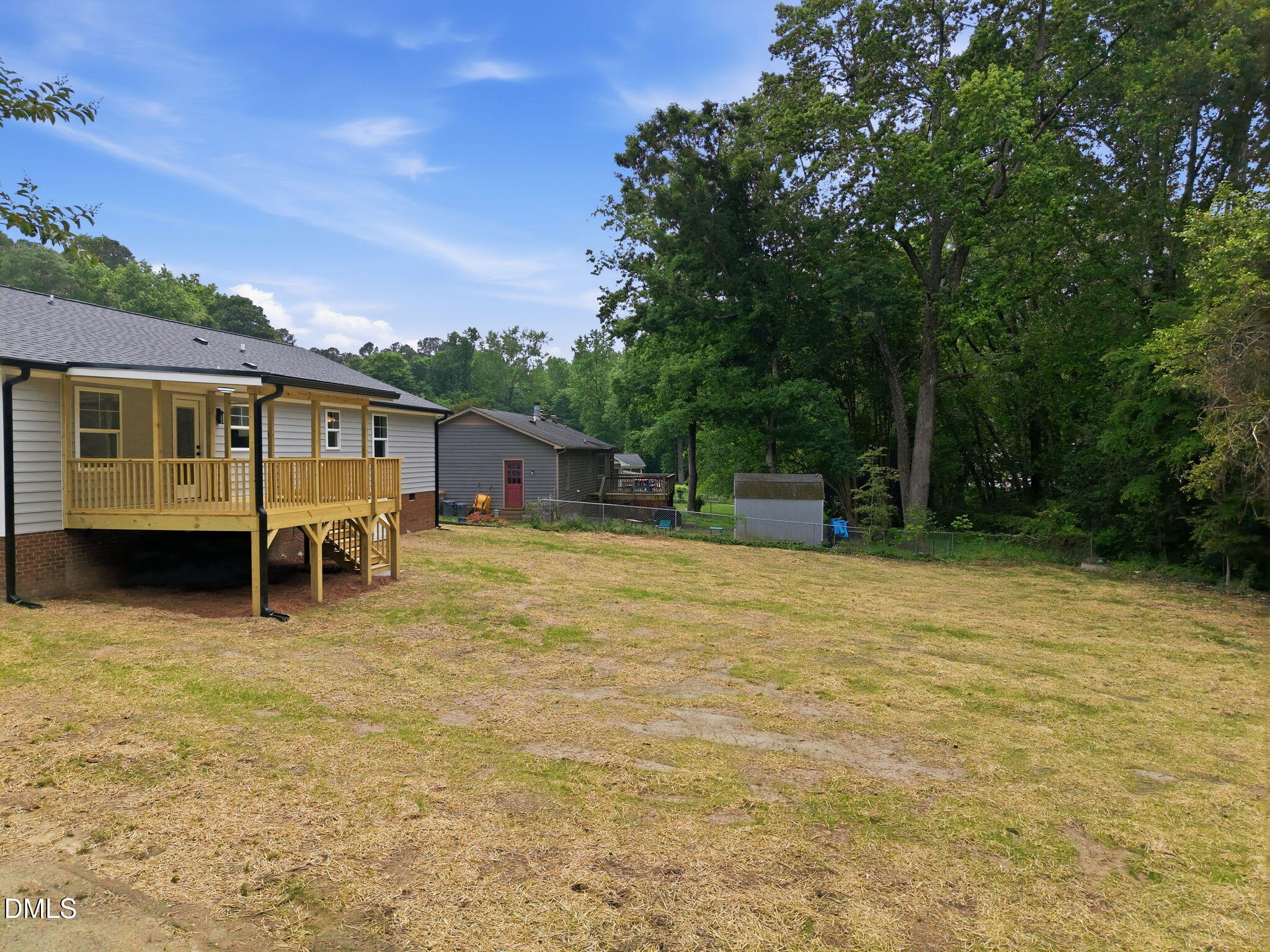 property viewer photo 45