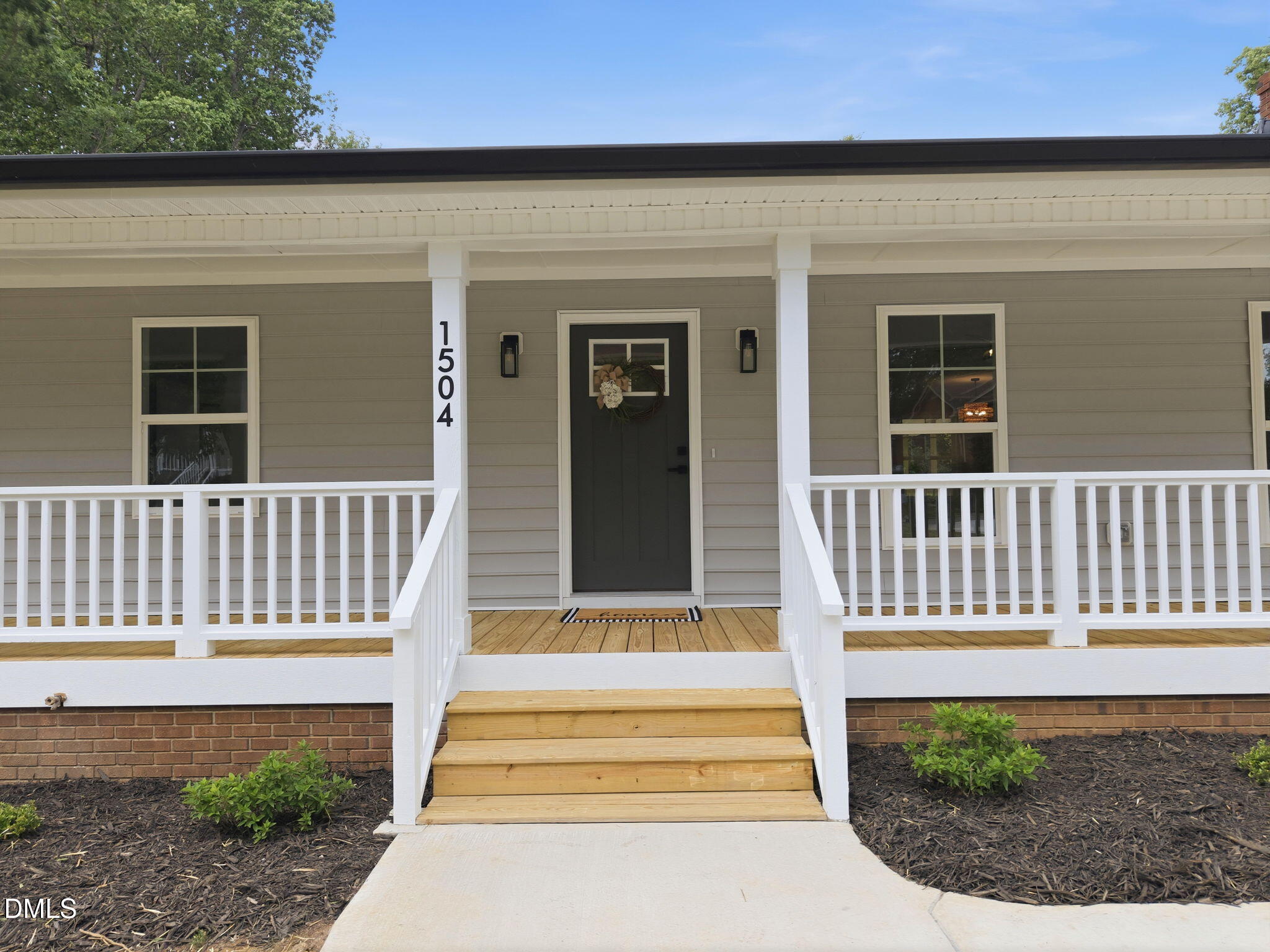 property viewer photo 5