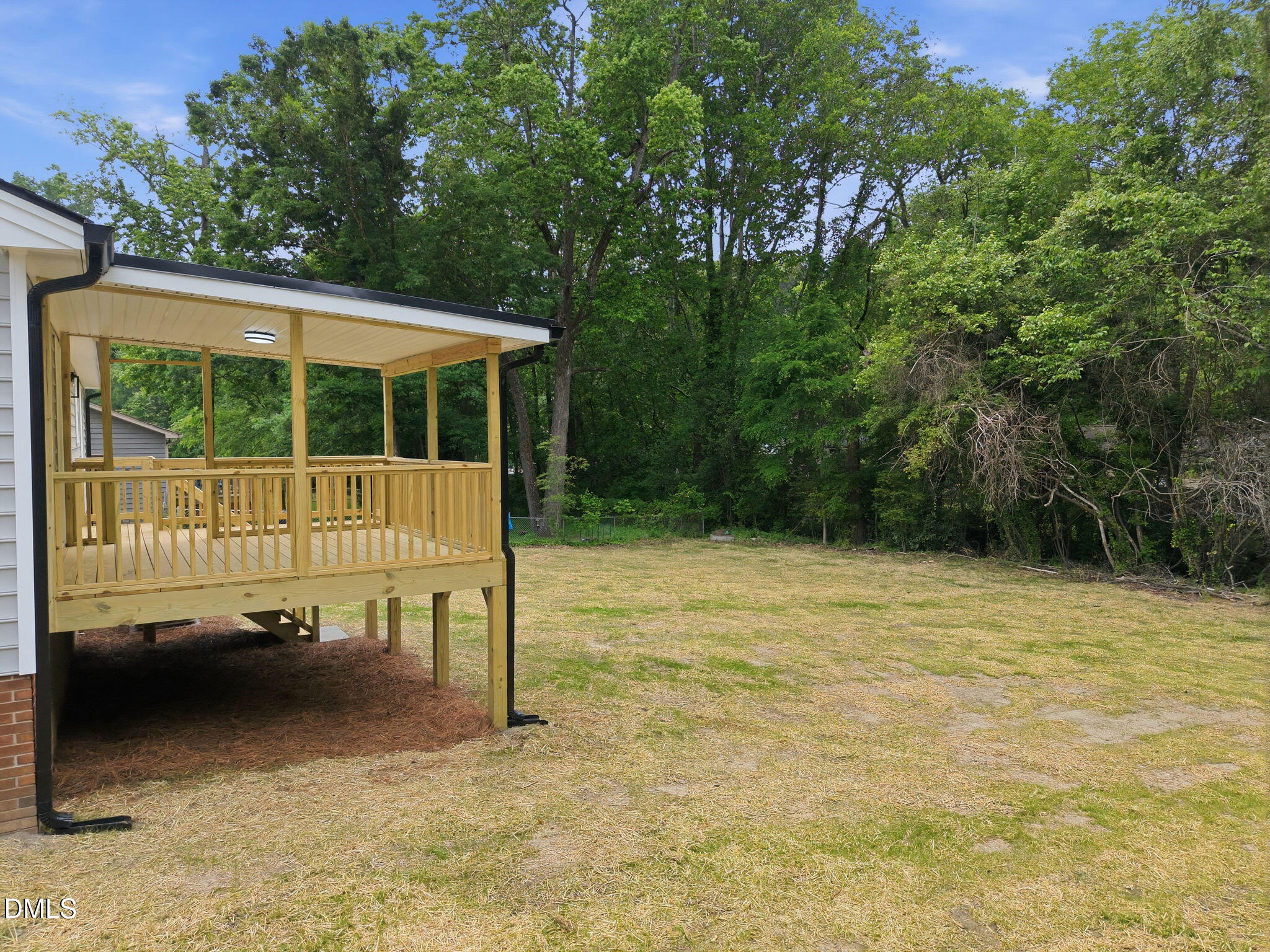 property viewer photo 8