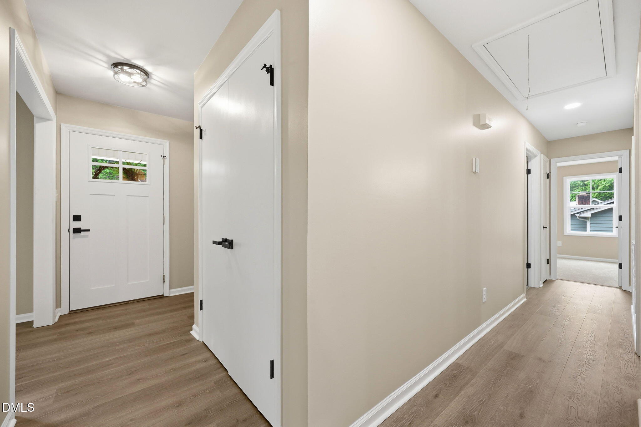 property viewer photo 9