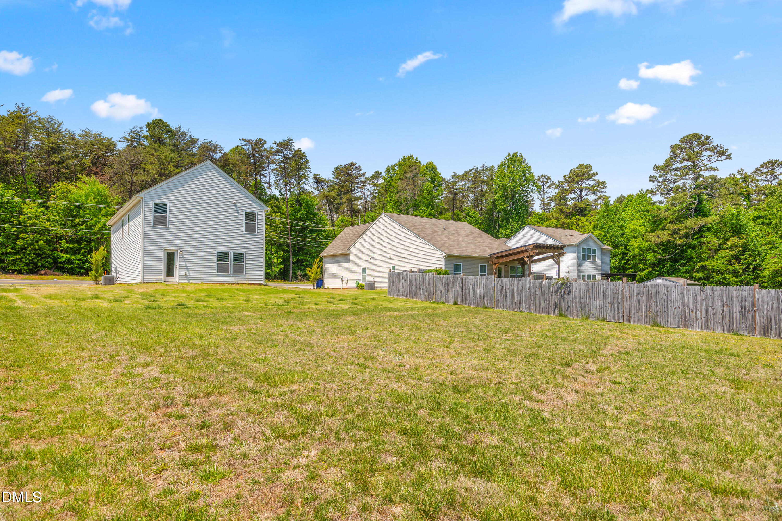main property photo 35