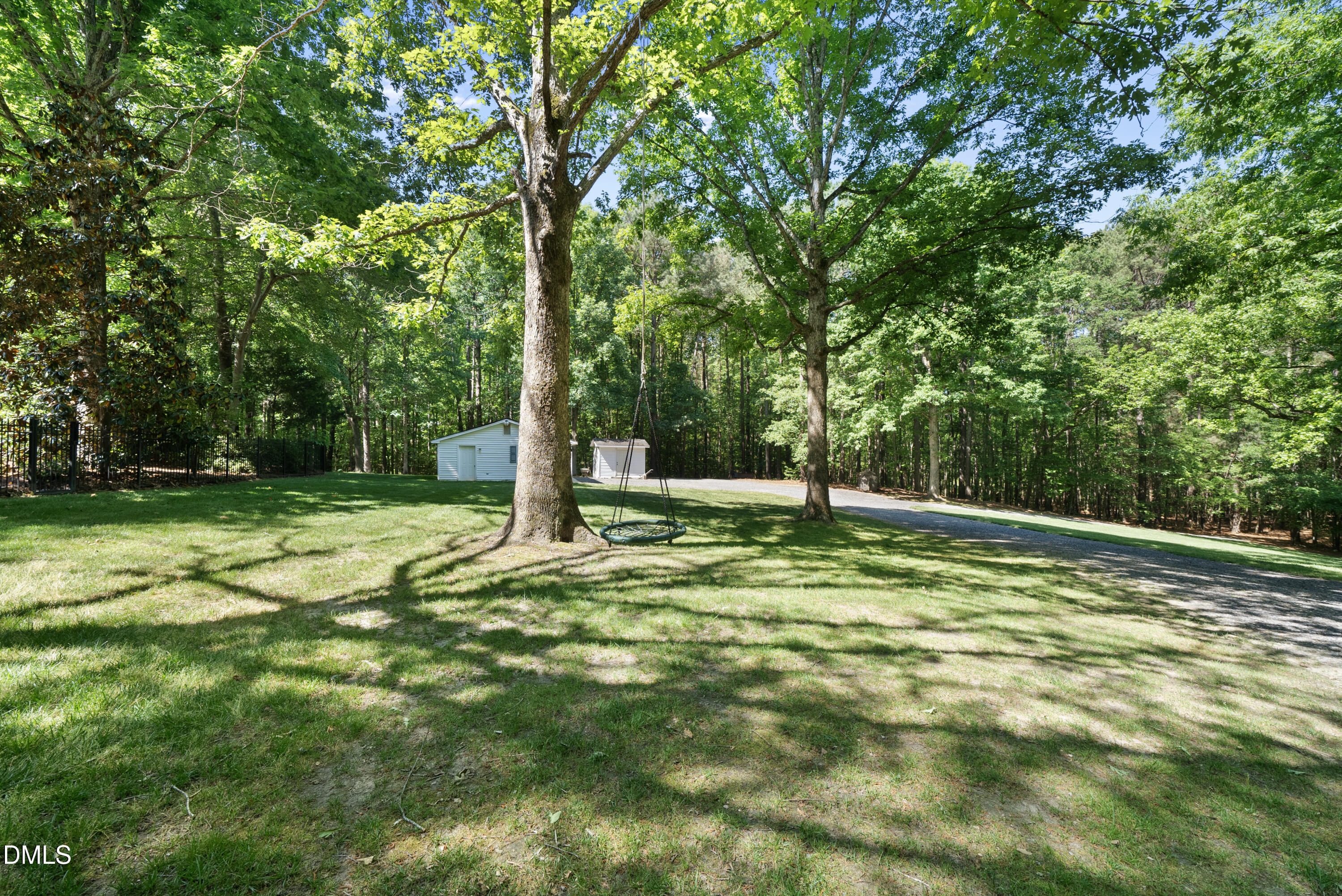 main property photo 78