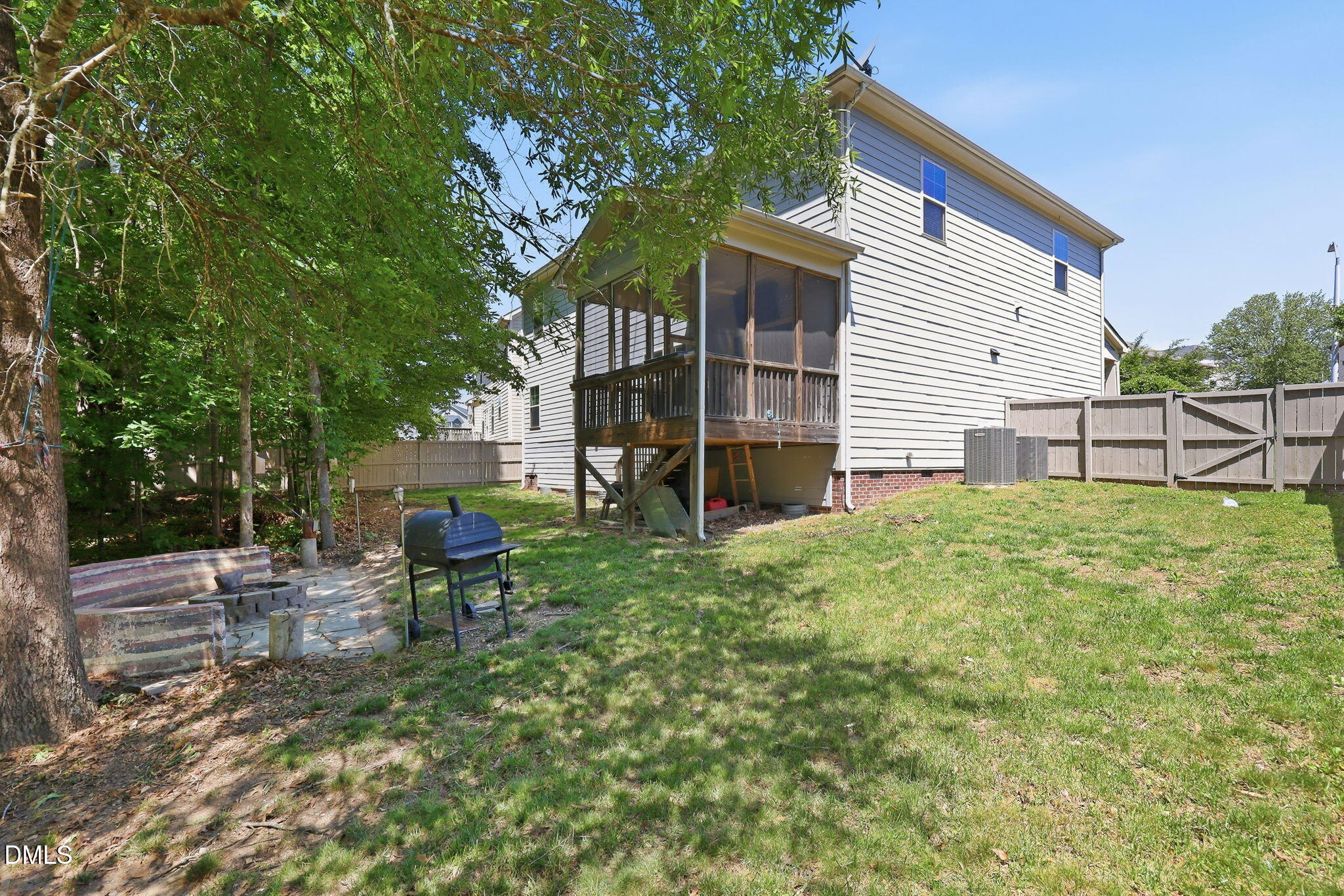 main property photo 61