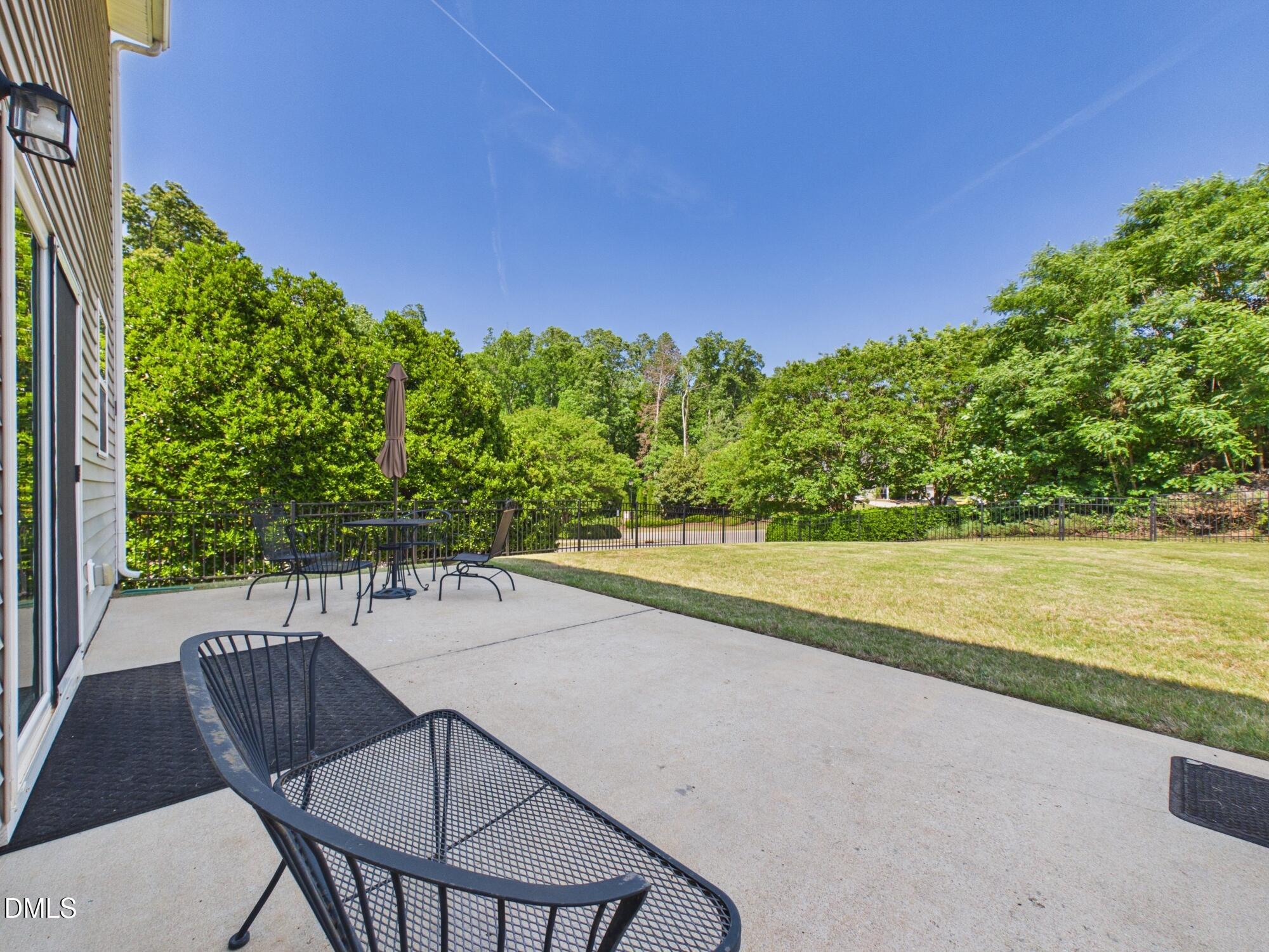 main property photo 79
