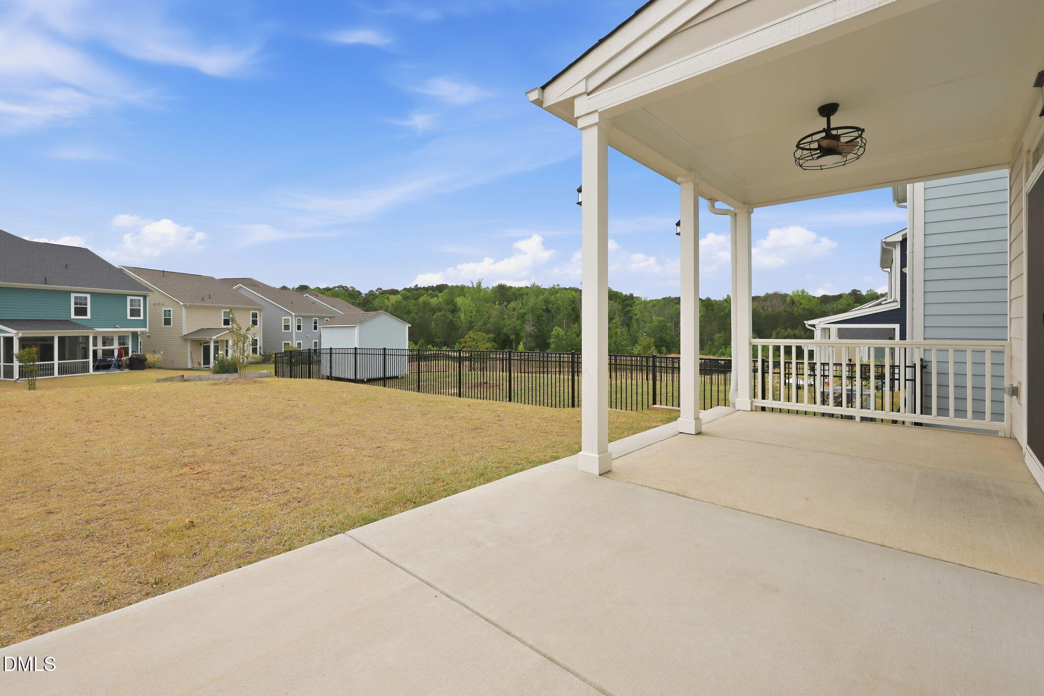 main property photo 34