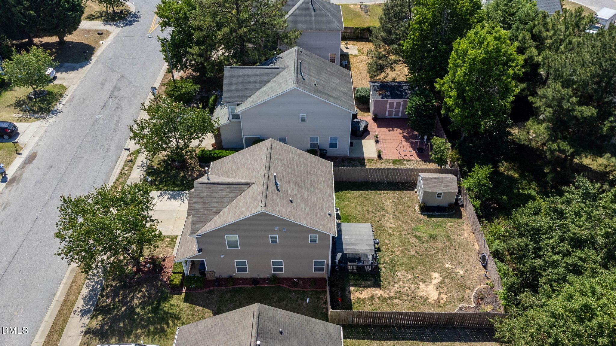 main property photo 36