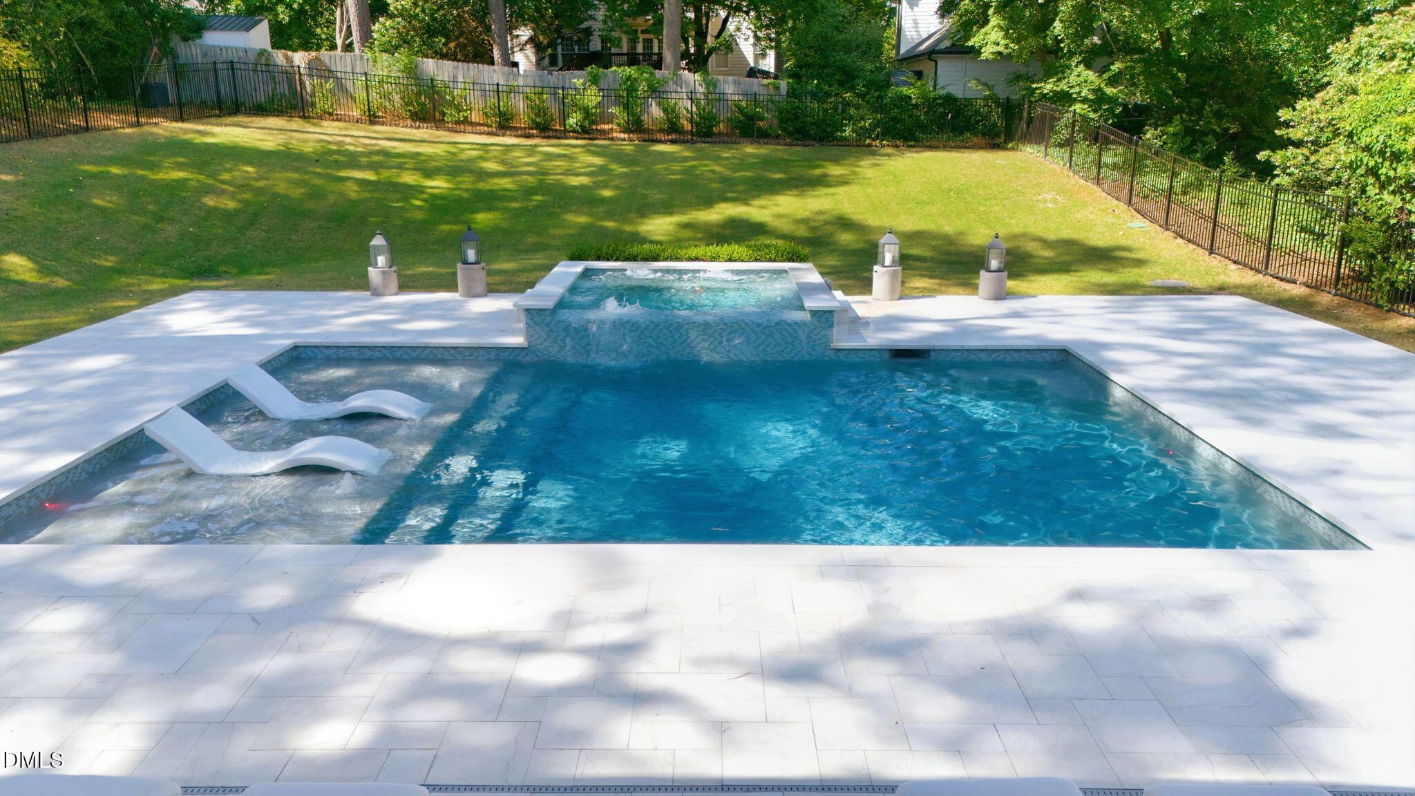 main property photo 59