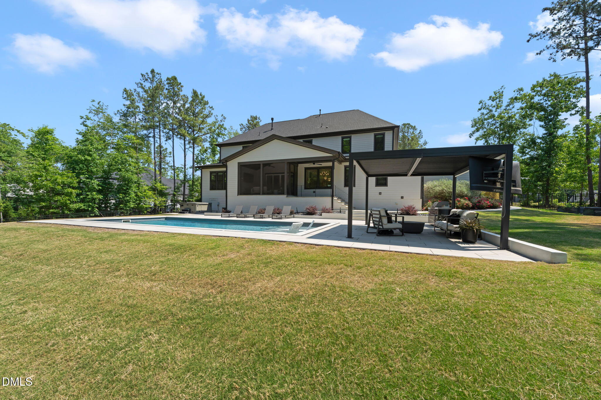 main property photo 58