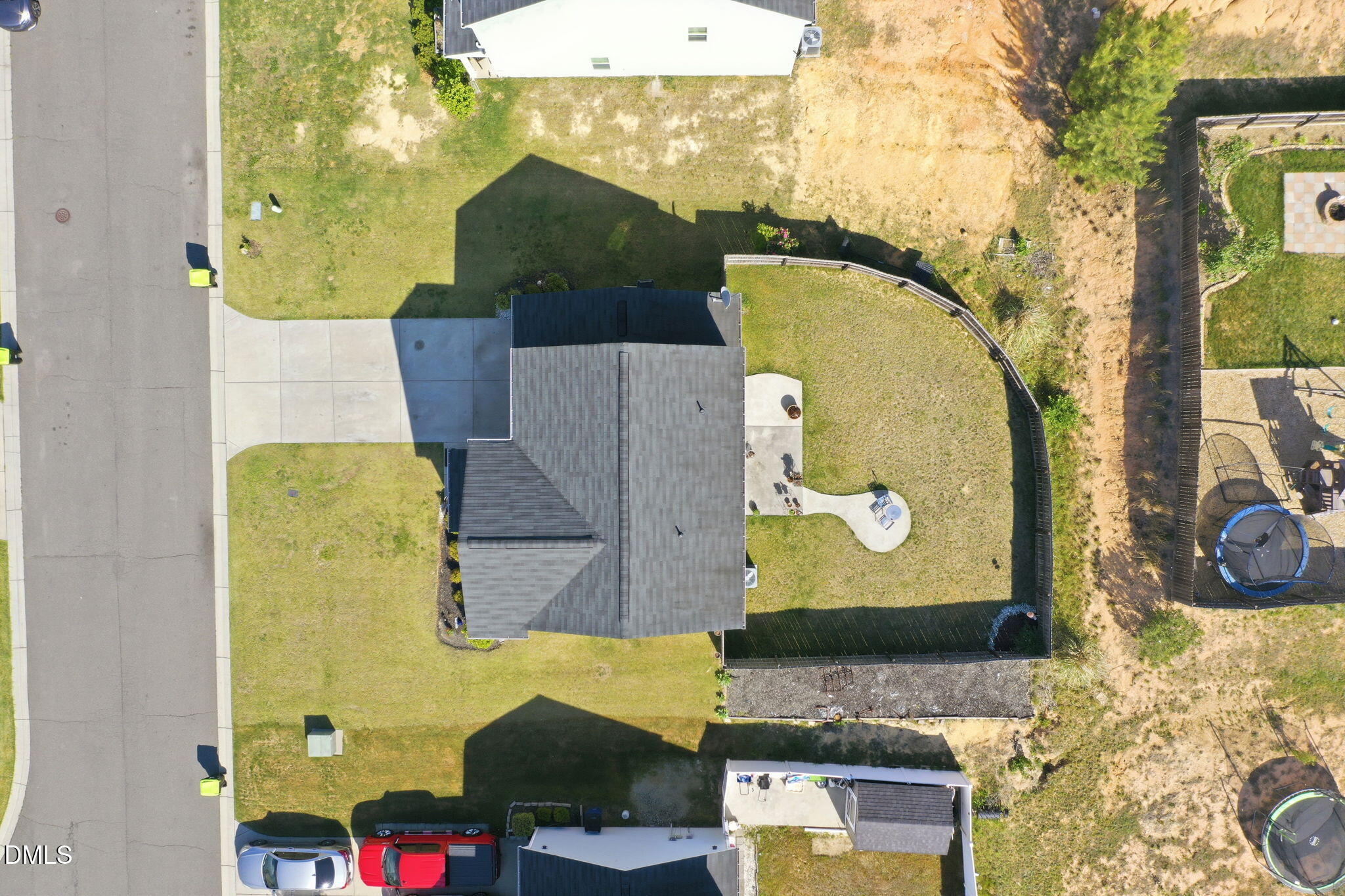 main property photo 9
