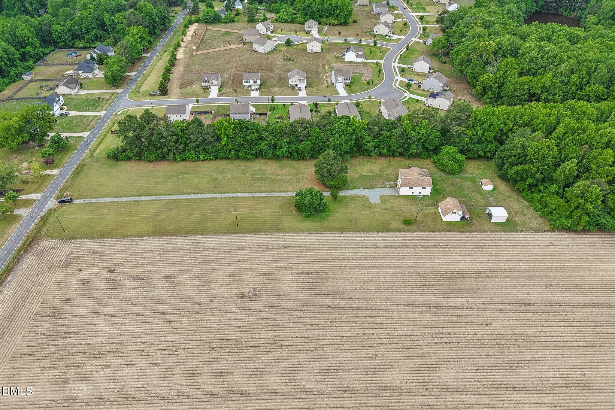 main property photo 39