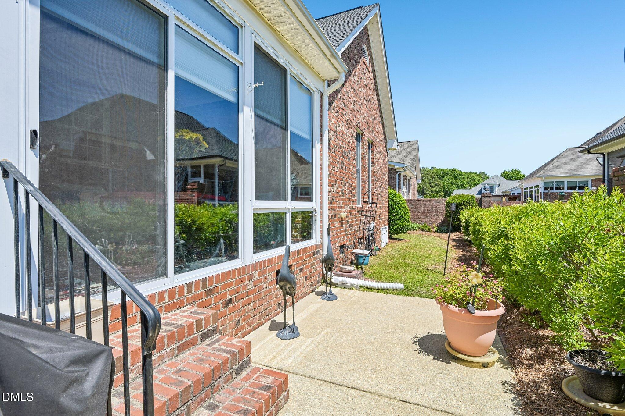 main property photo 26