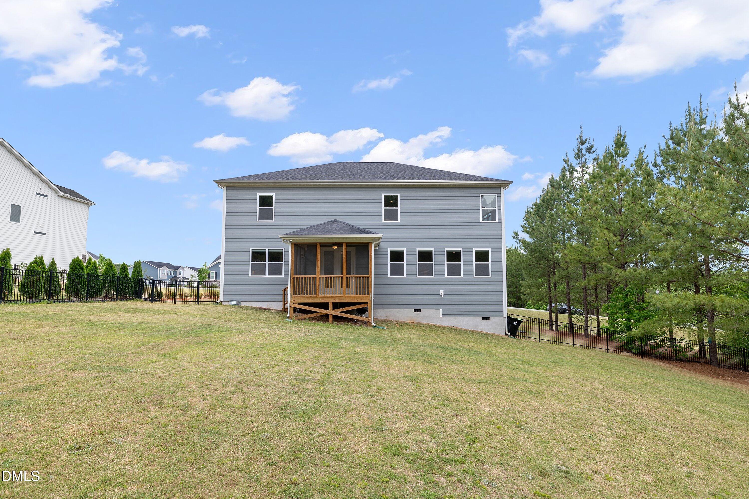 main property photo 60