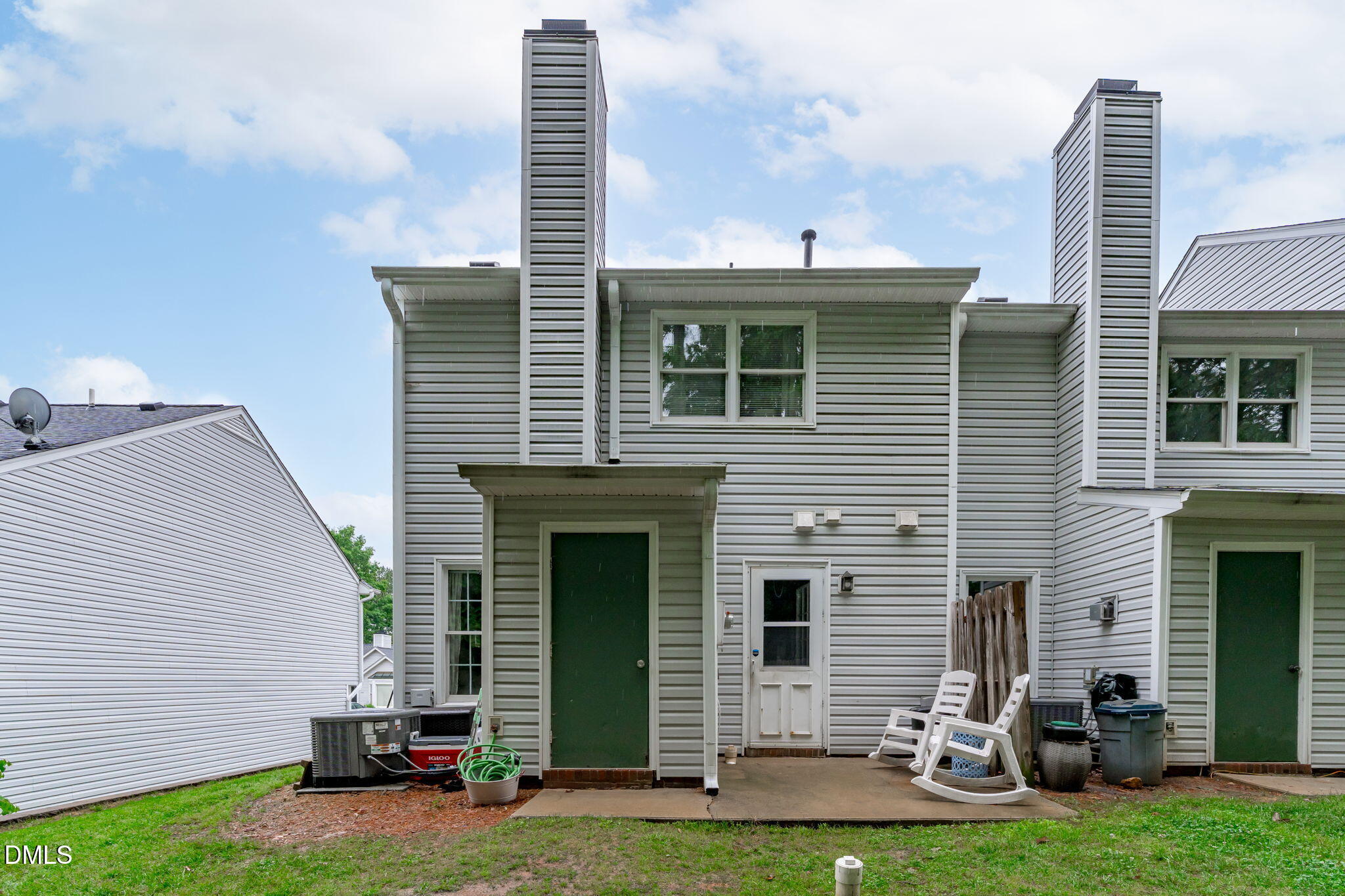 main property photo 25
