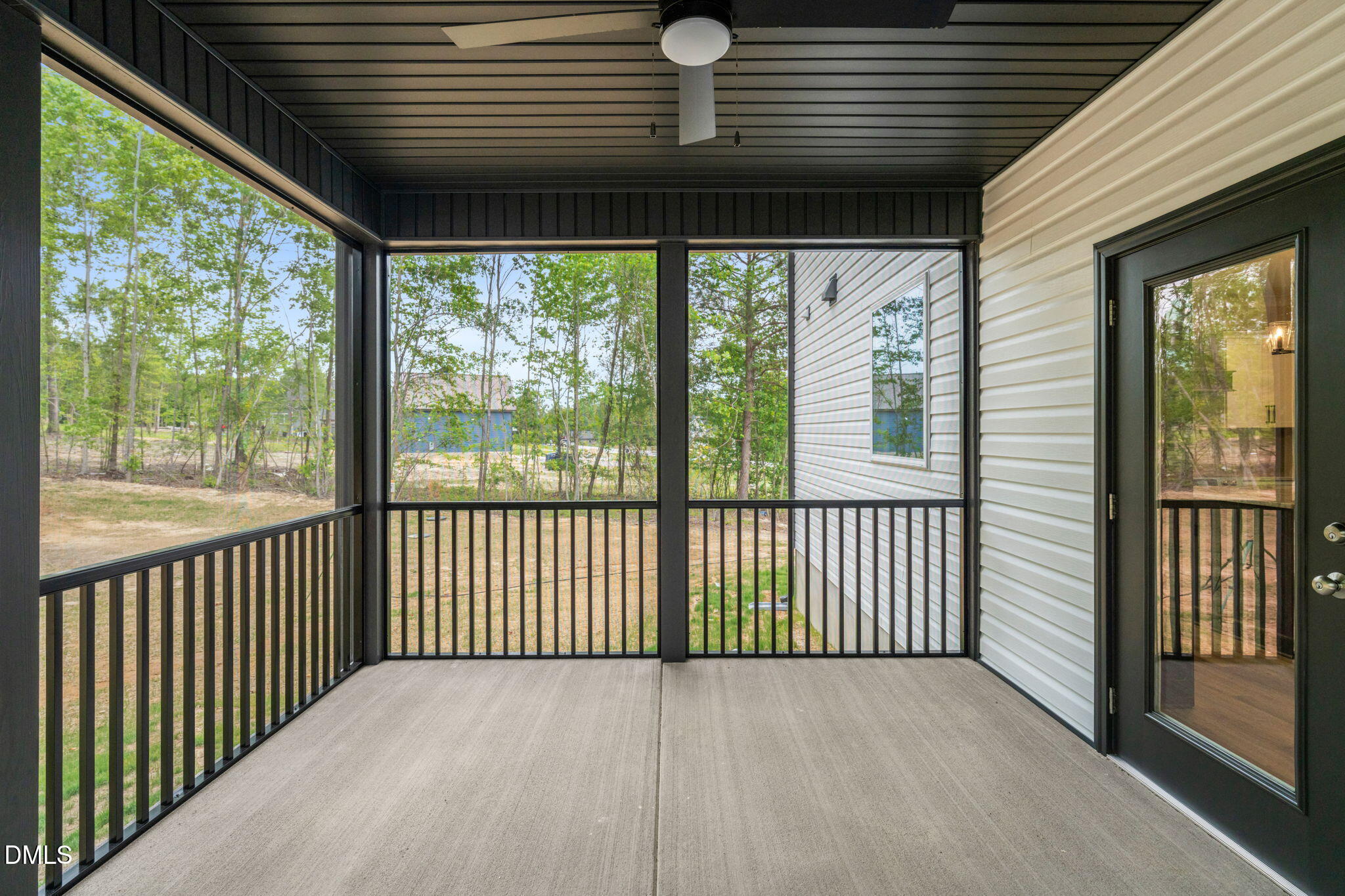 main property photo 39