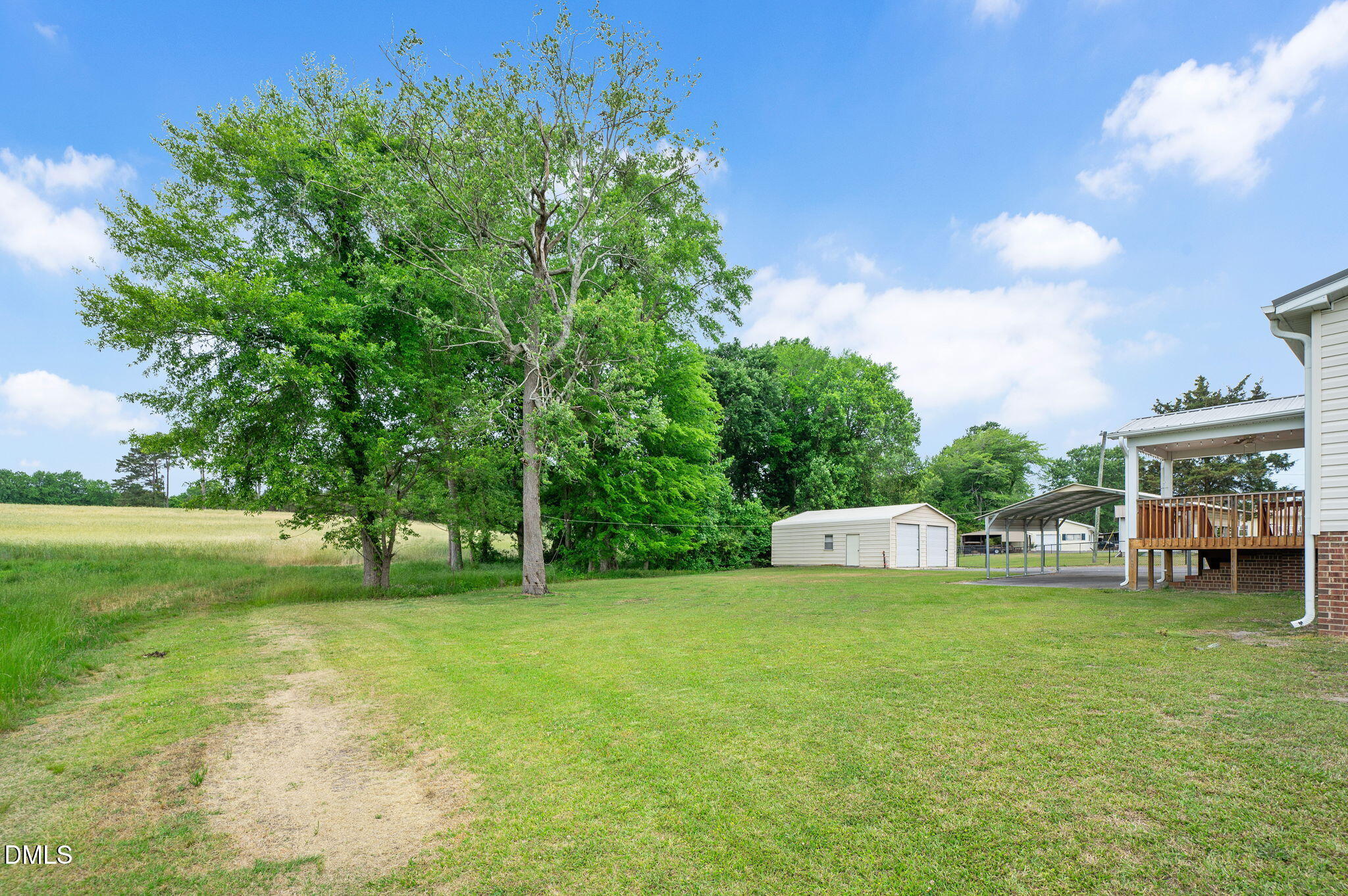 main property photo 29