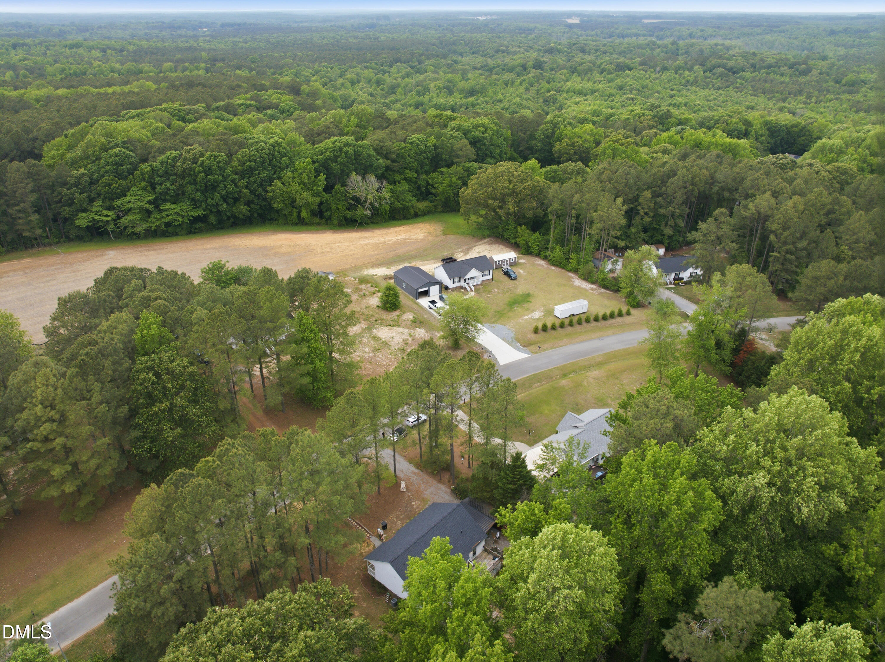 main property photo 38
