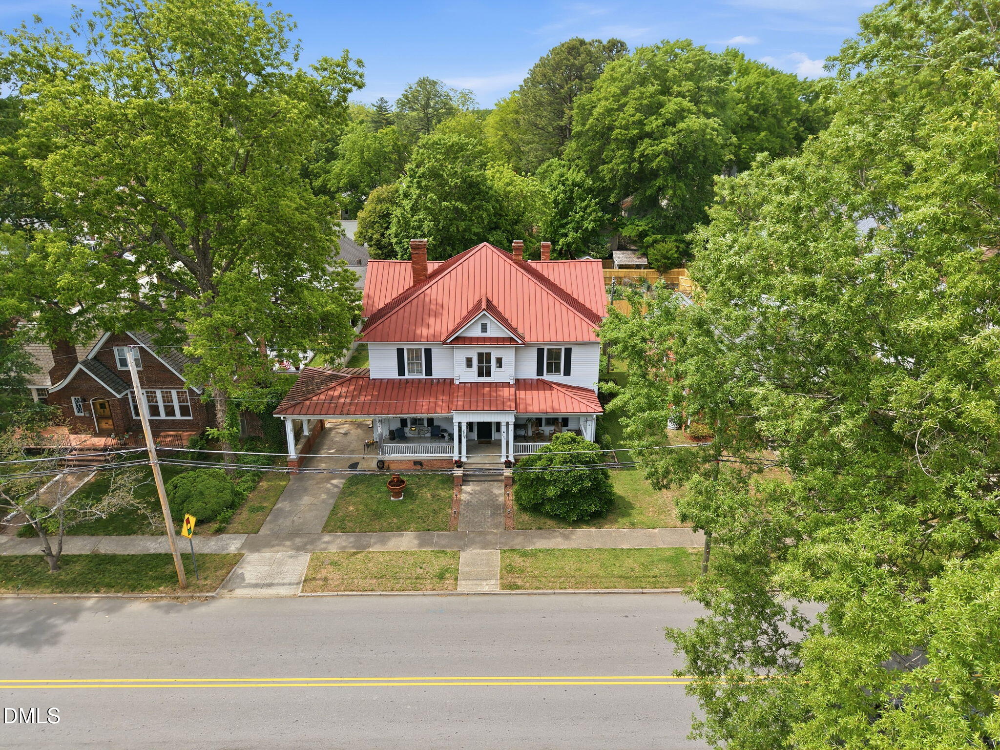 main property photo 29