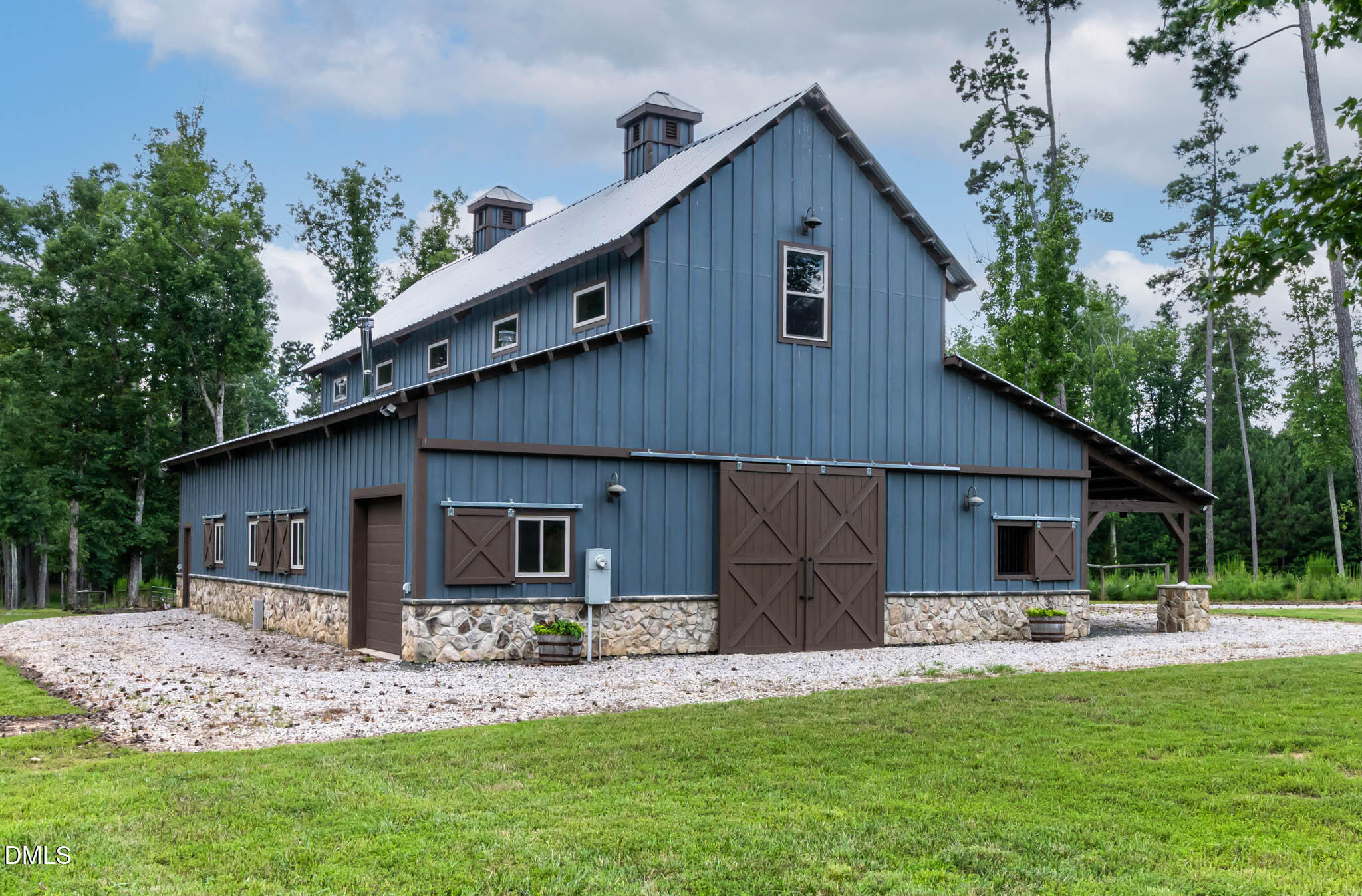 main property photo 73