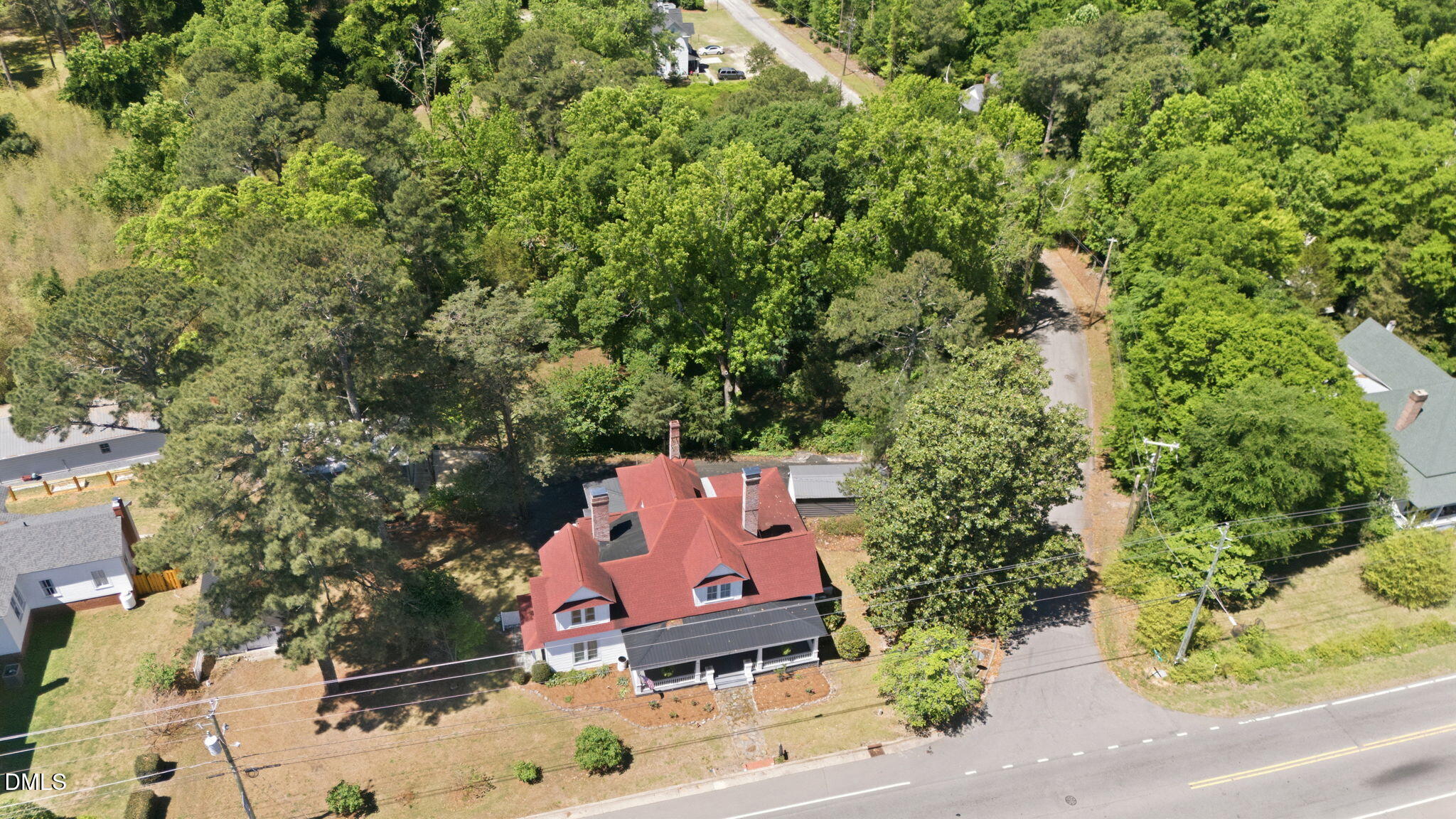 main property photo 4