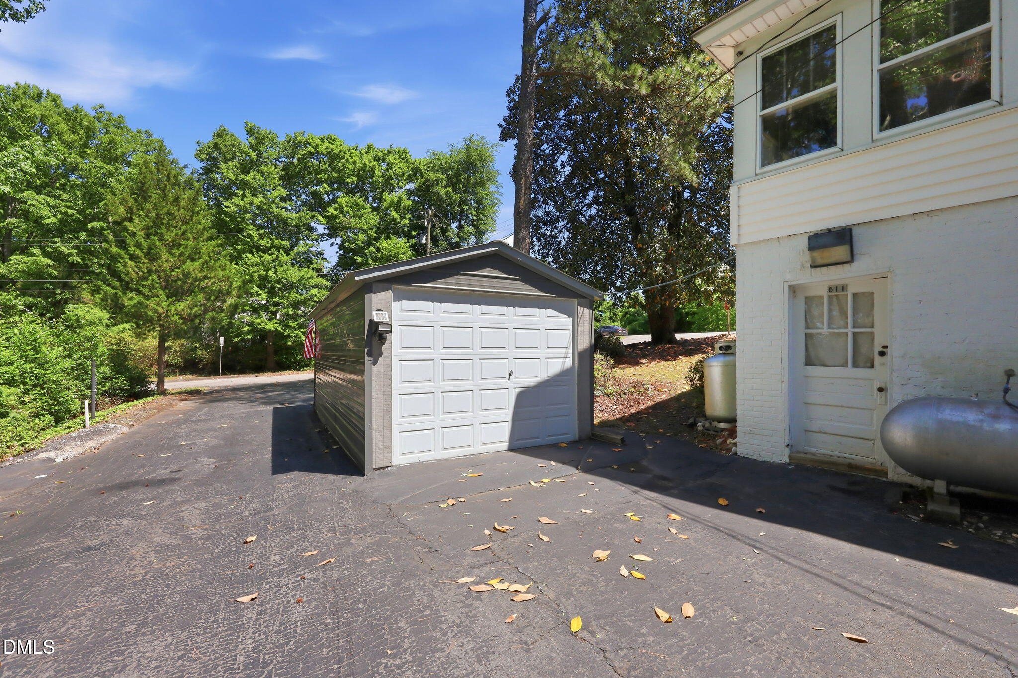main property photo 47
