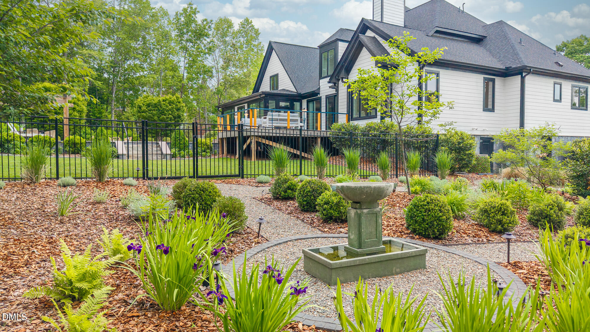 main property photo 49