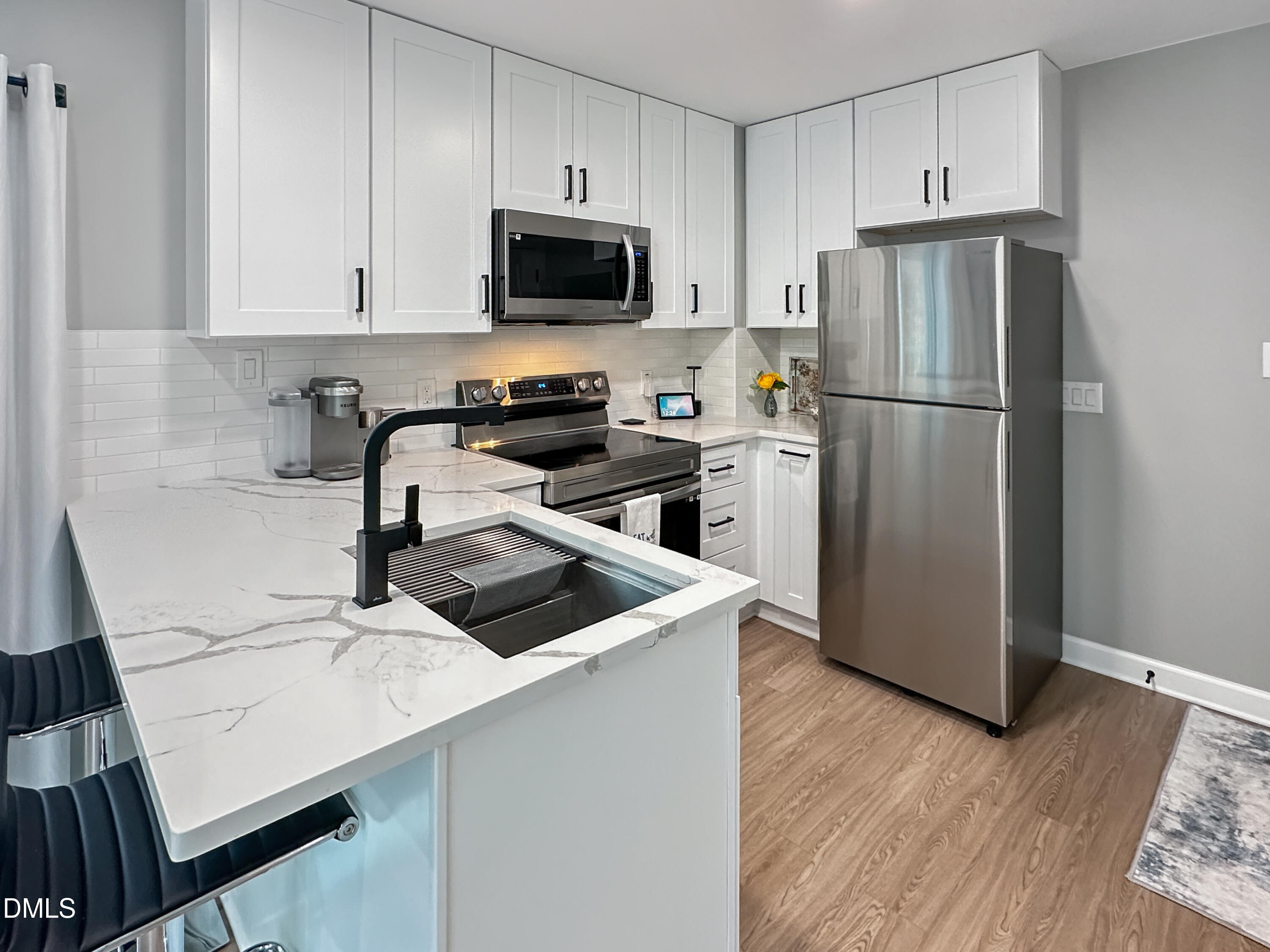 main property photo 75