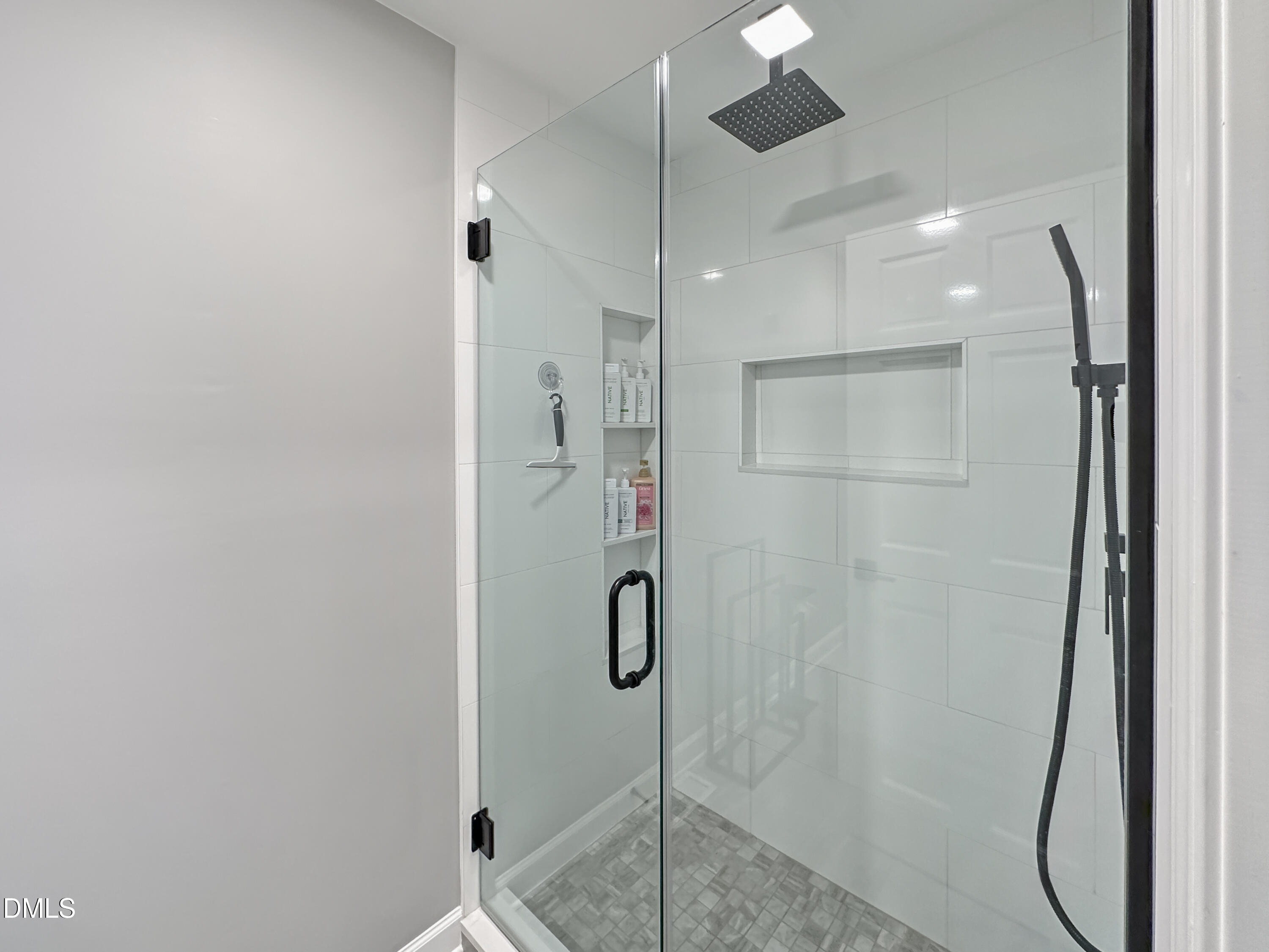main property photo 77