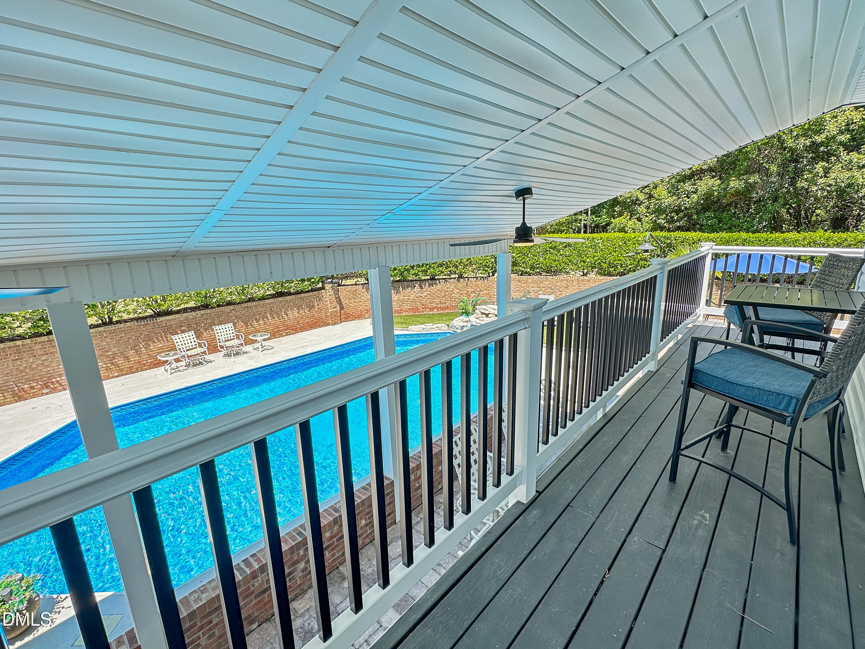 main property photo 79