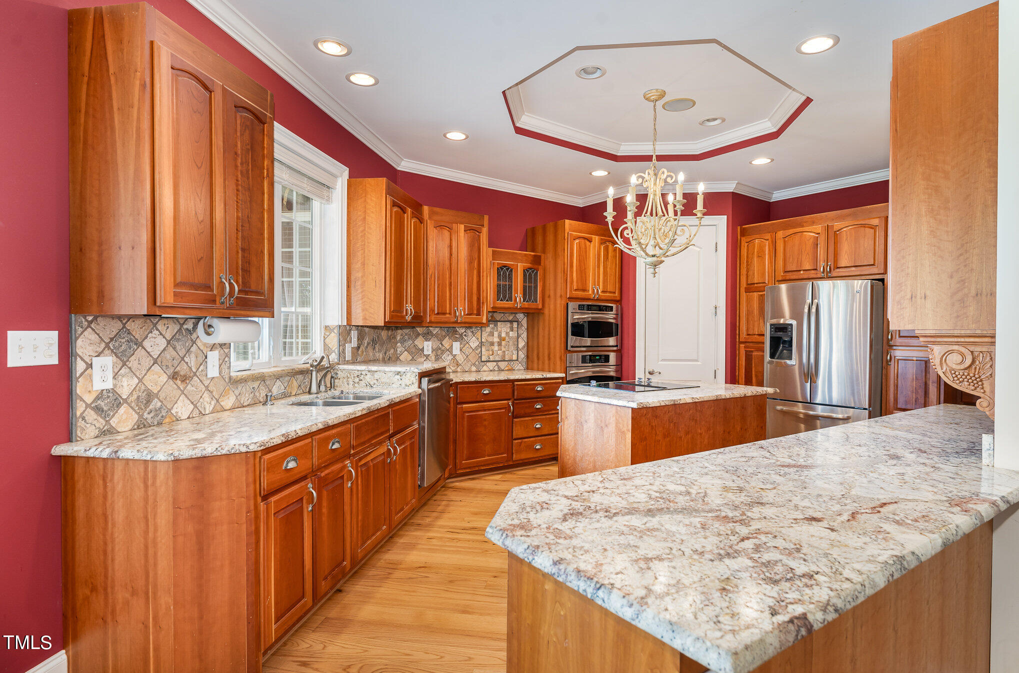 main property photo 8