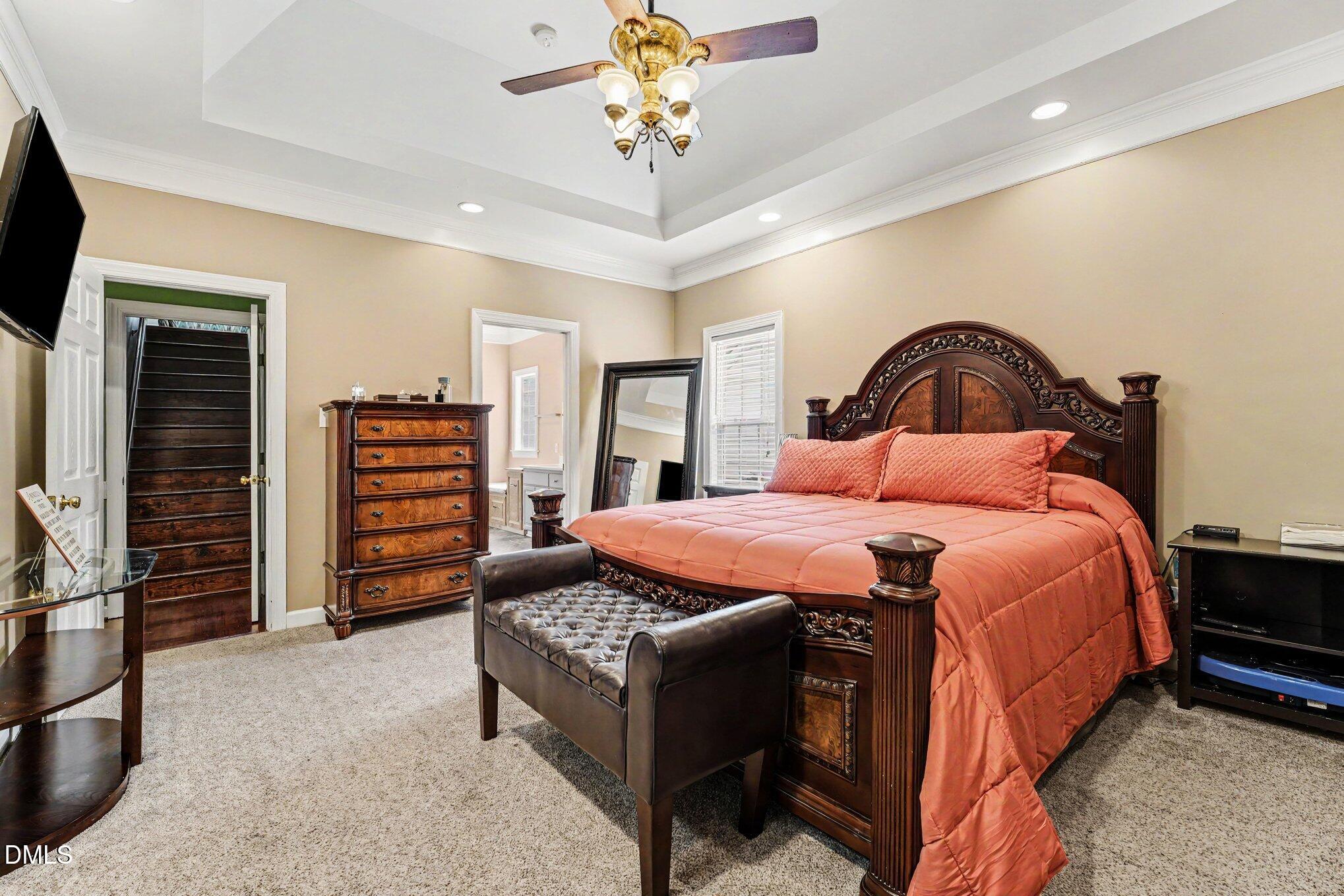 main property photo 18