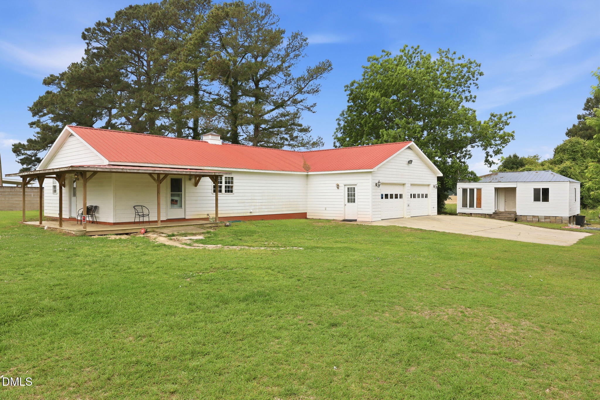 main property photo 35
