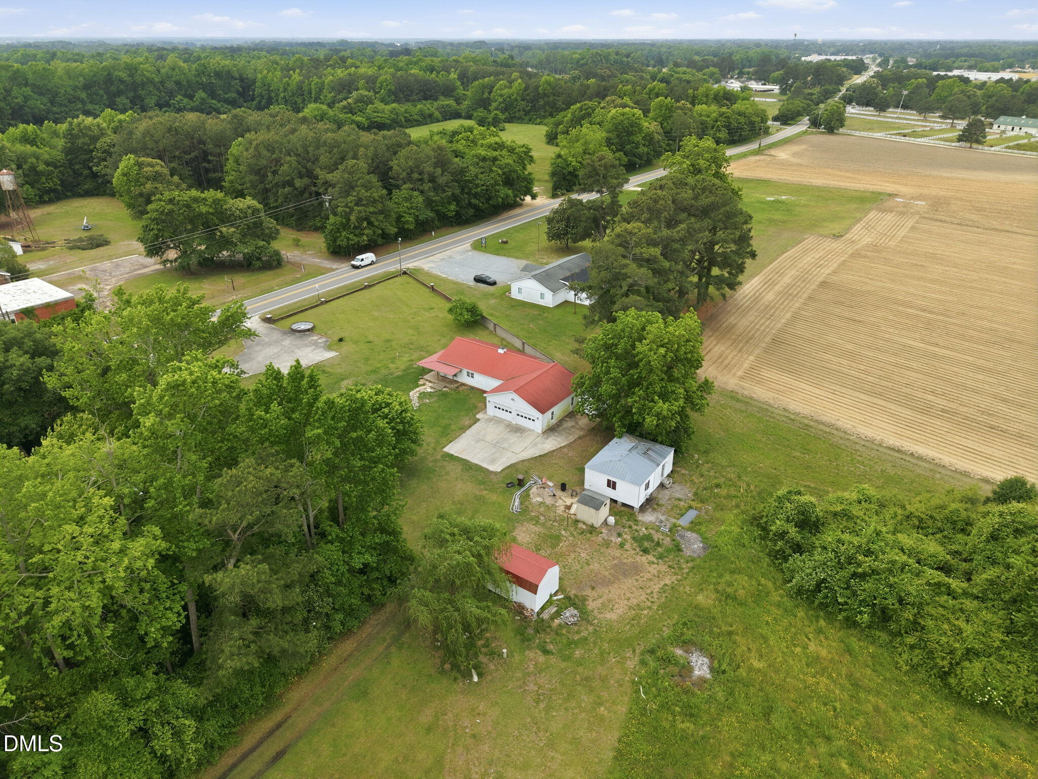main property photo 6